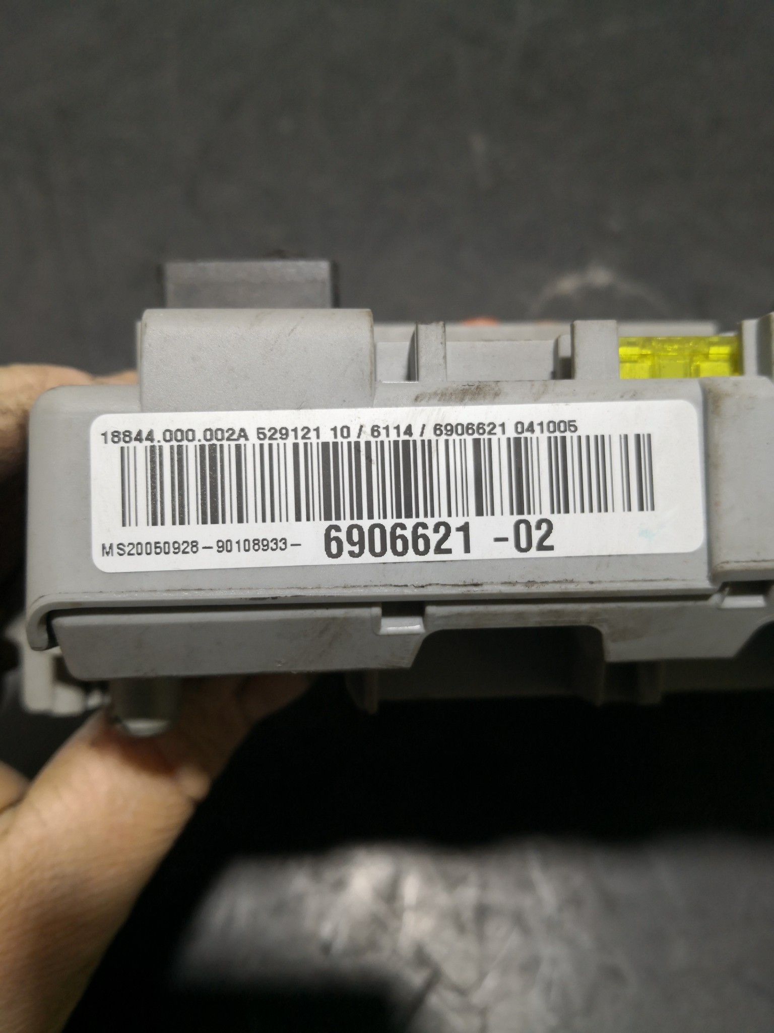 Caixa dos Fusíveis BMW 3 (E90) | 04 - 12 Imagem-2