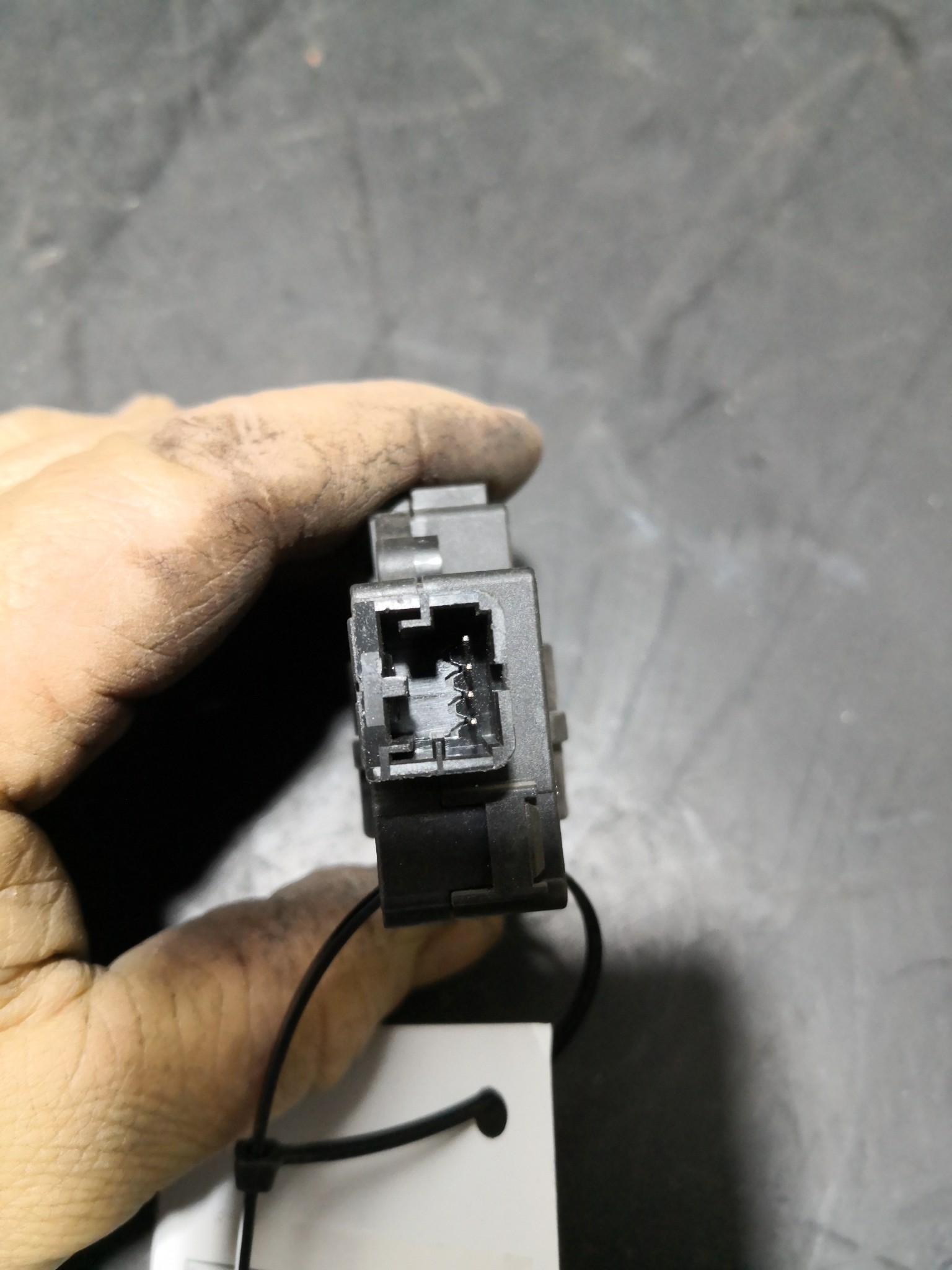 Motor de Comporta BMW 3 (E90) | 04 - 12 Imagem-1