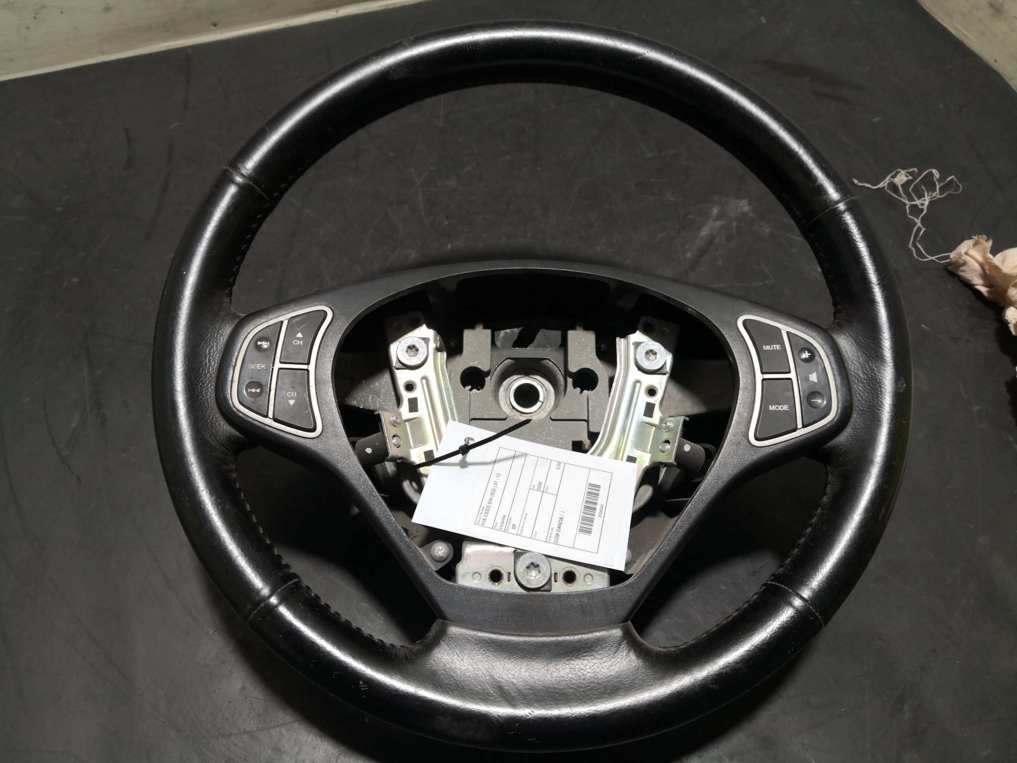 Volante KIA - ID S_103340