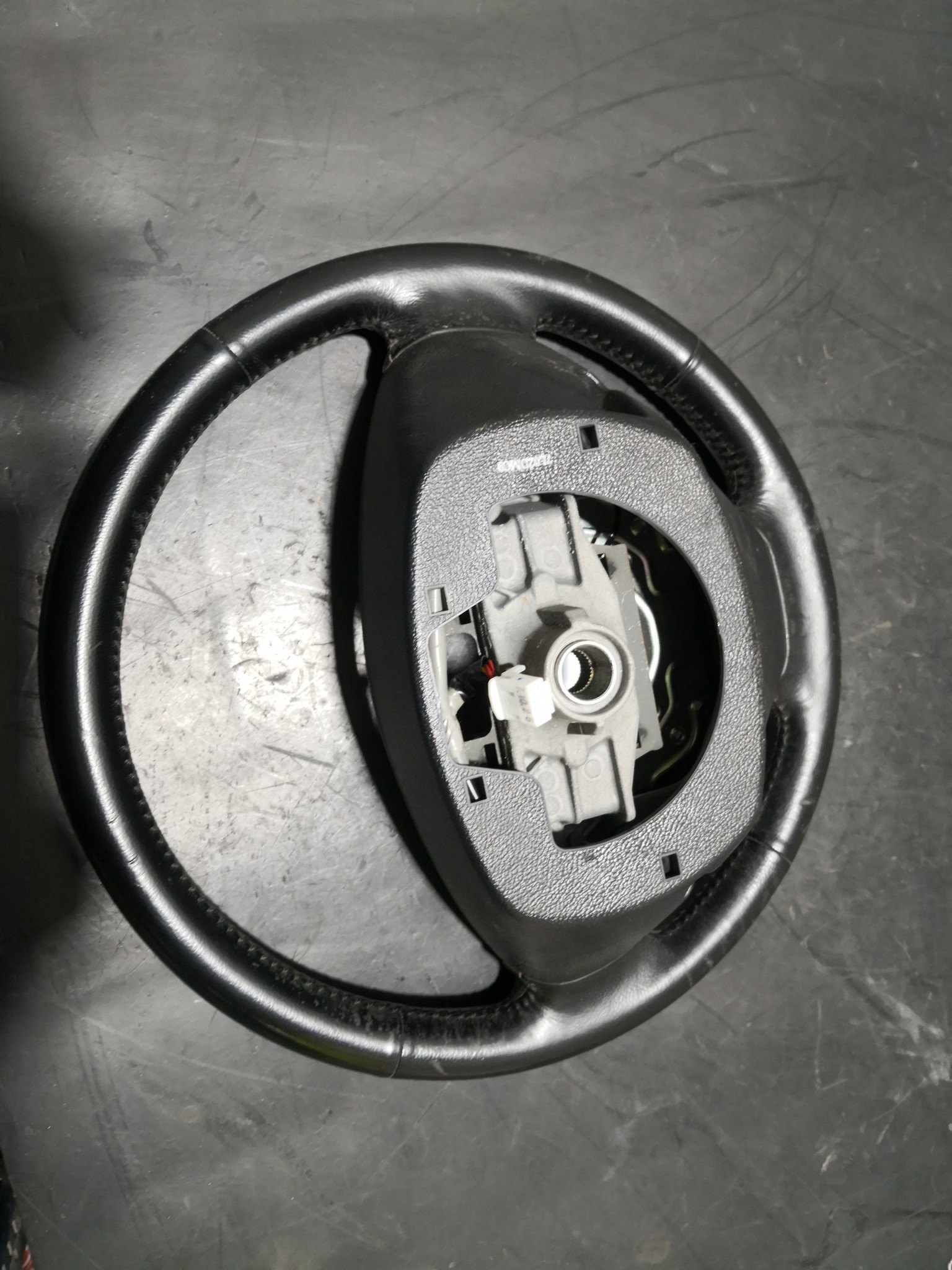 Volante KIA CEED SW (ED) | 07 - 12 Imagem-3