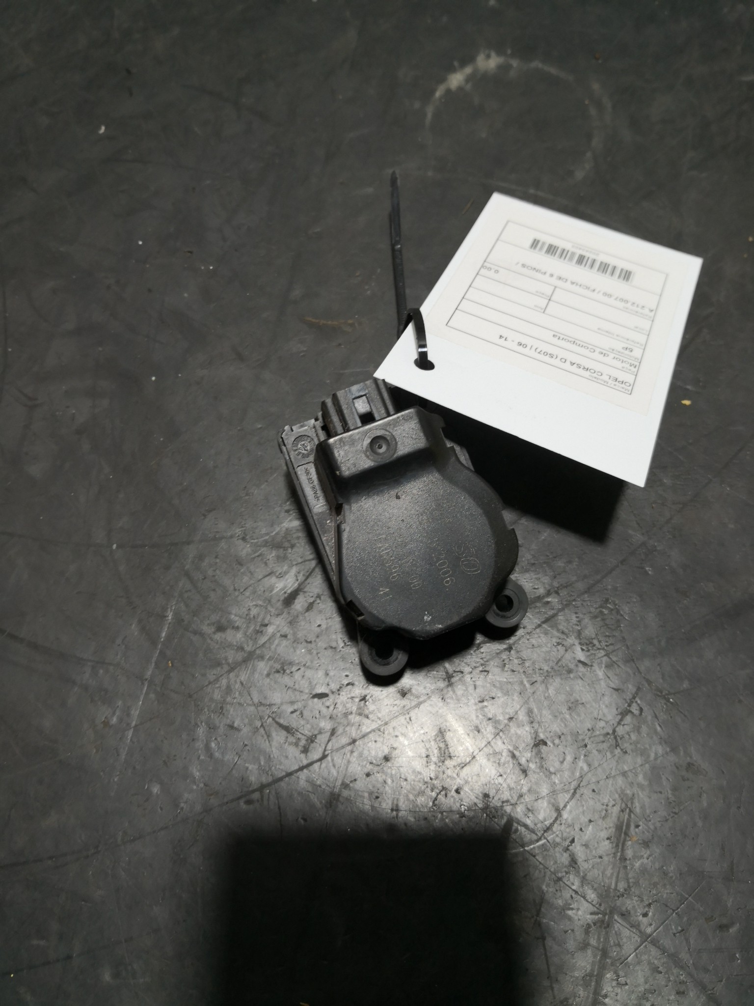 Motor de Comporta OPEL CORSA D (S07) | 06 - 14 Imagem-2