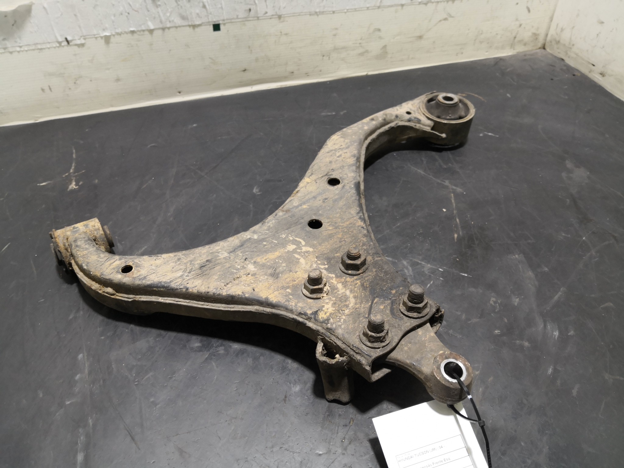 Braço Suspensão Frente Esq HYUNDAI - ID S_103505