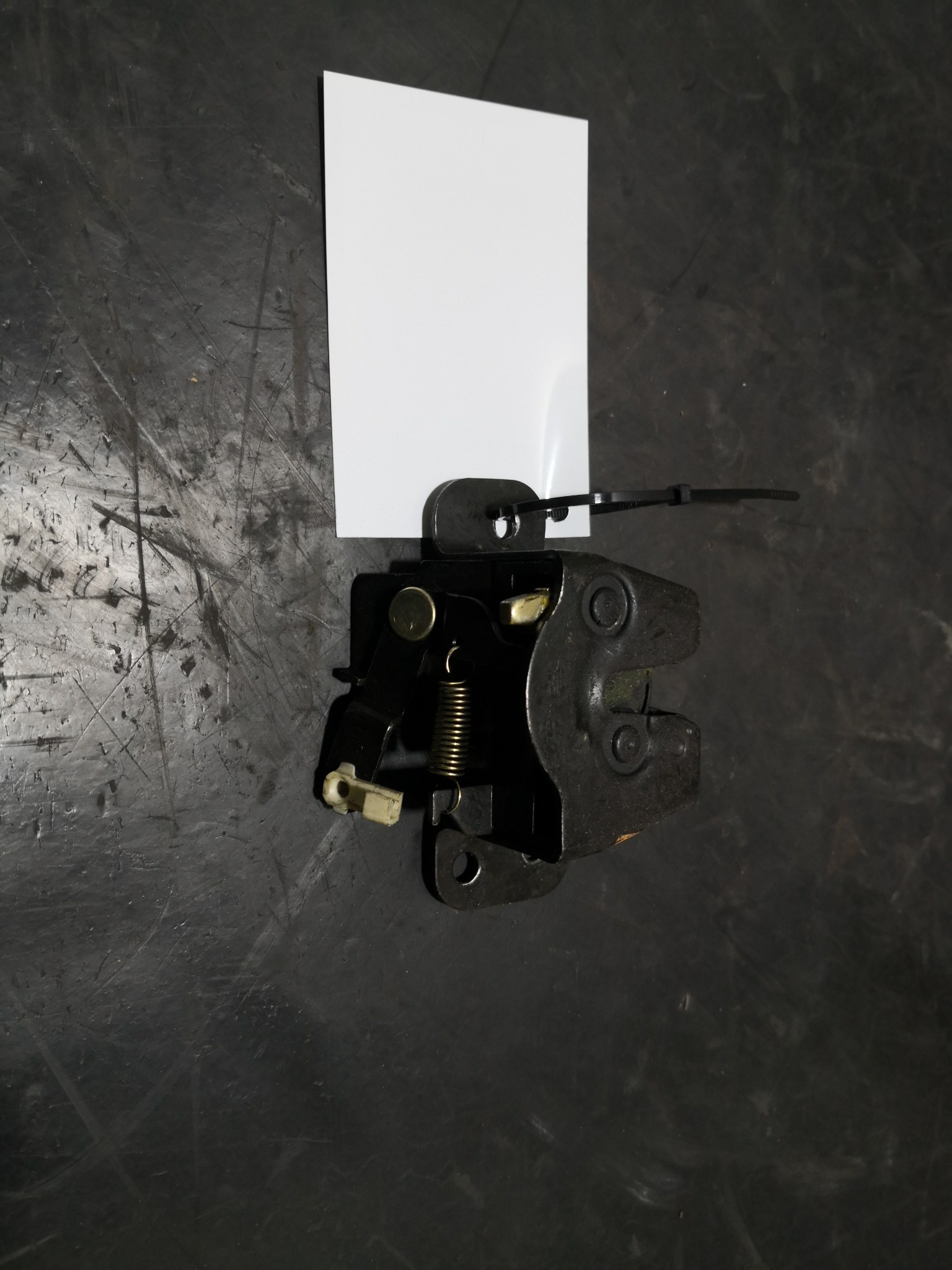 Fecho da Mala HYUNDAI TUCSON (JM) | 04 -  Imagem-2