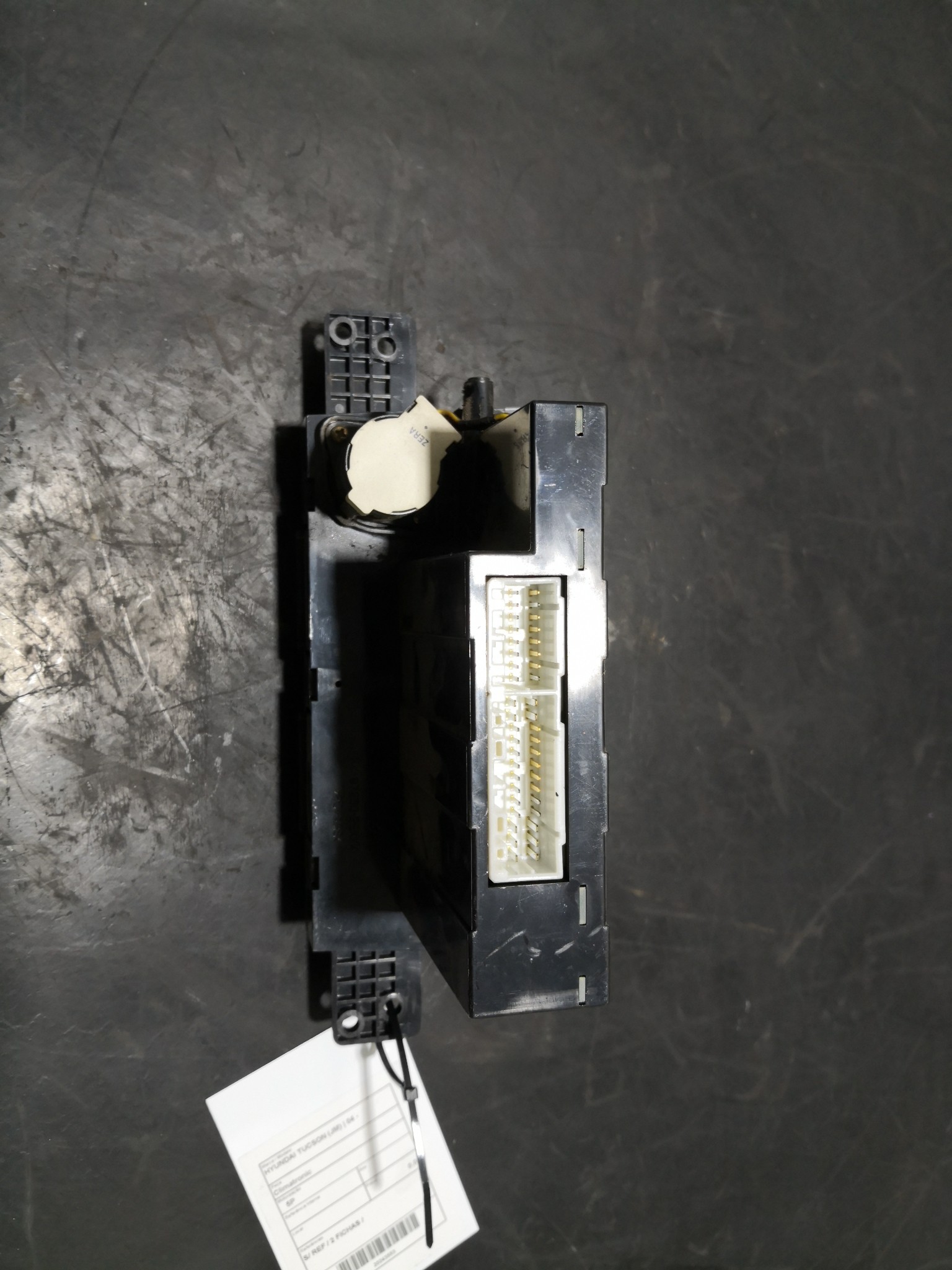 Climatronic HYUNDAI TUCSON (JM) | 04 -  Imagem-1