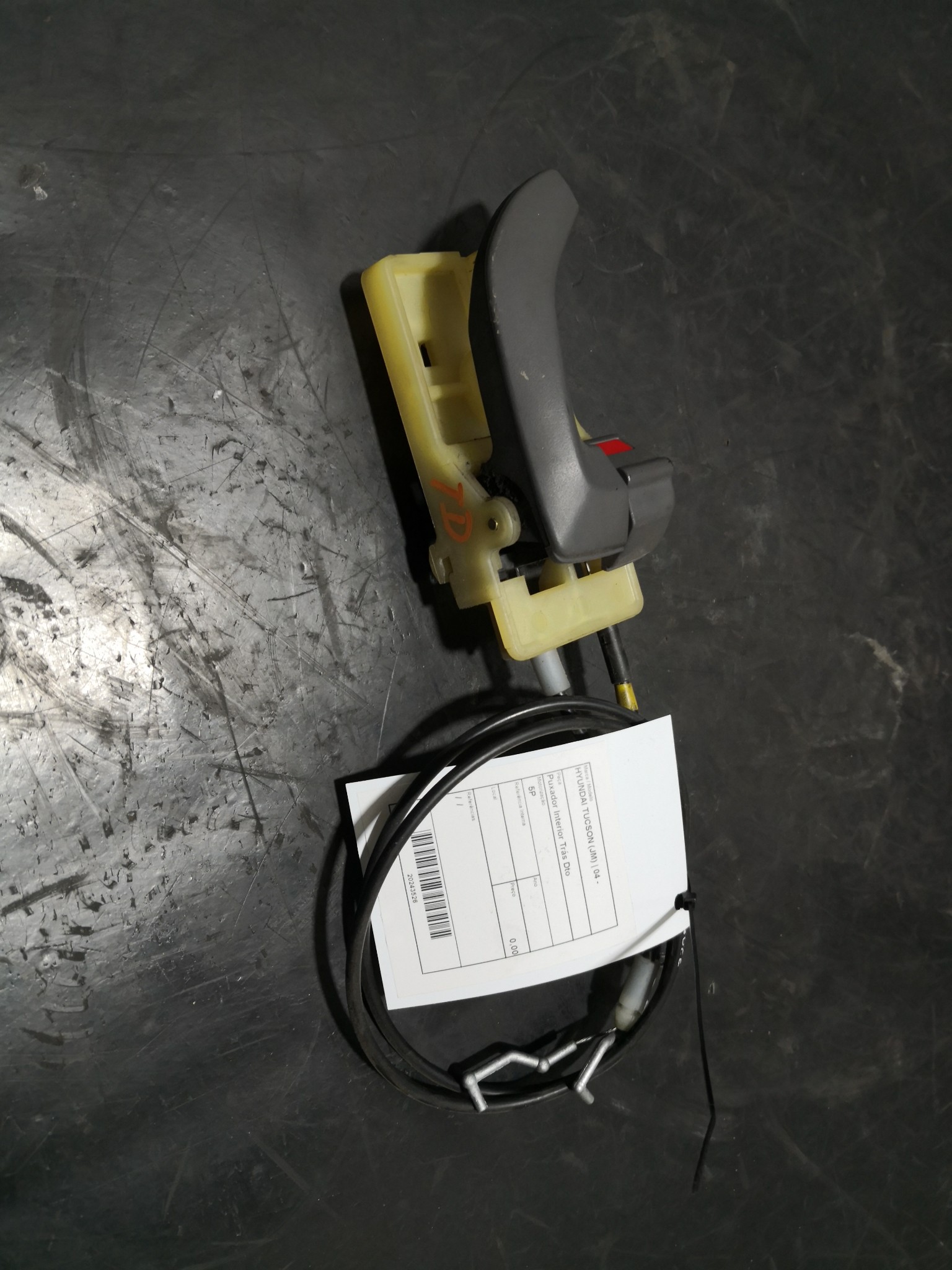 Puxador Interior Trás Dto HYUNDAI - ID S_103525