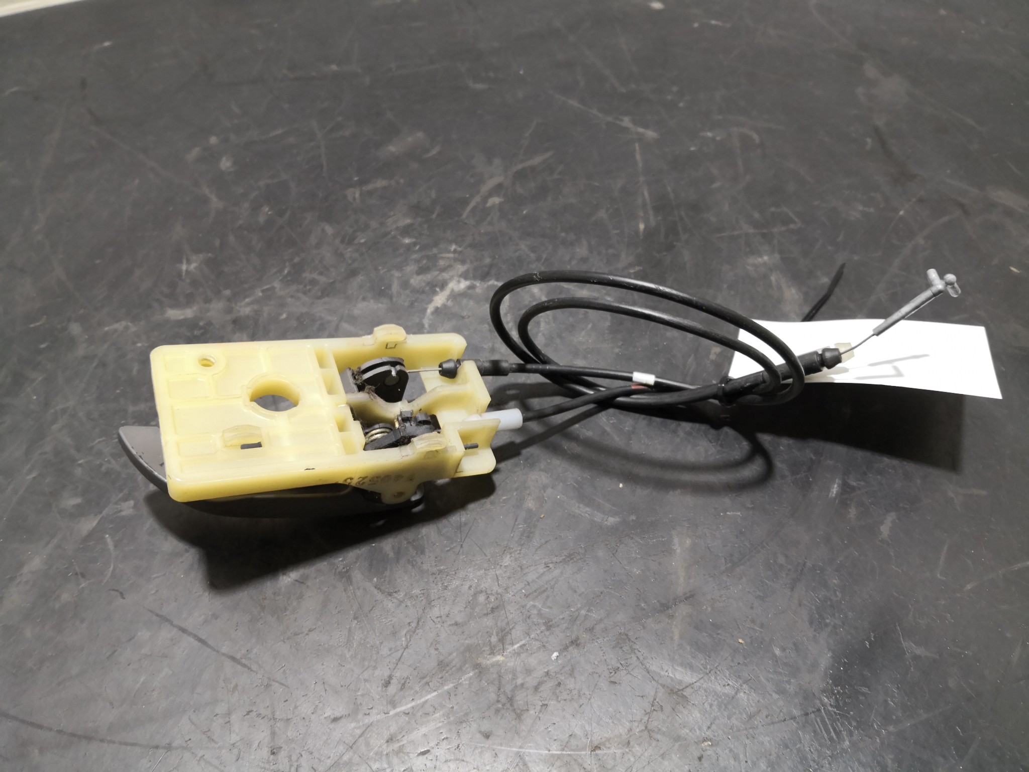 Puxador Interior Frt Esq HYUNDAI TUCSON (JM) | 04 -  Imagem-1