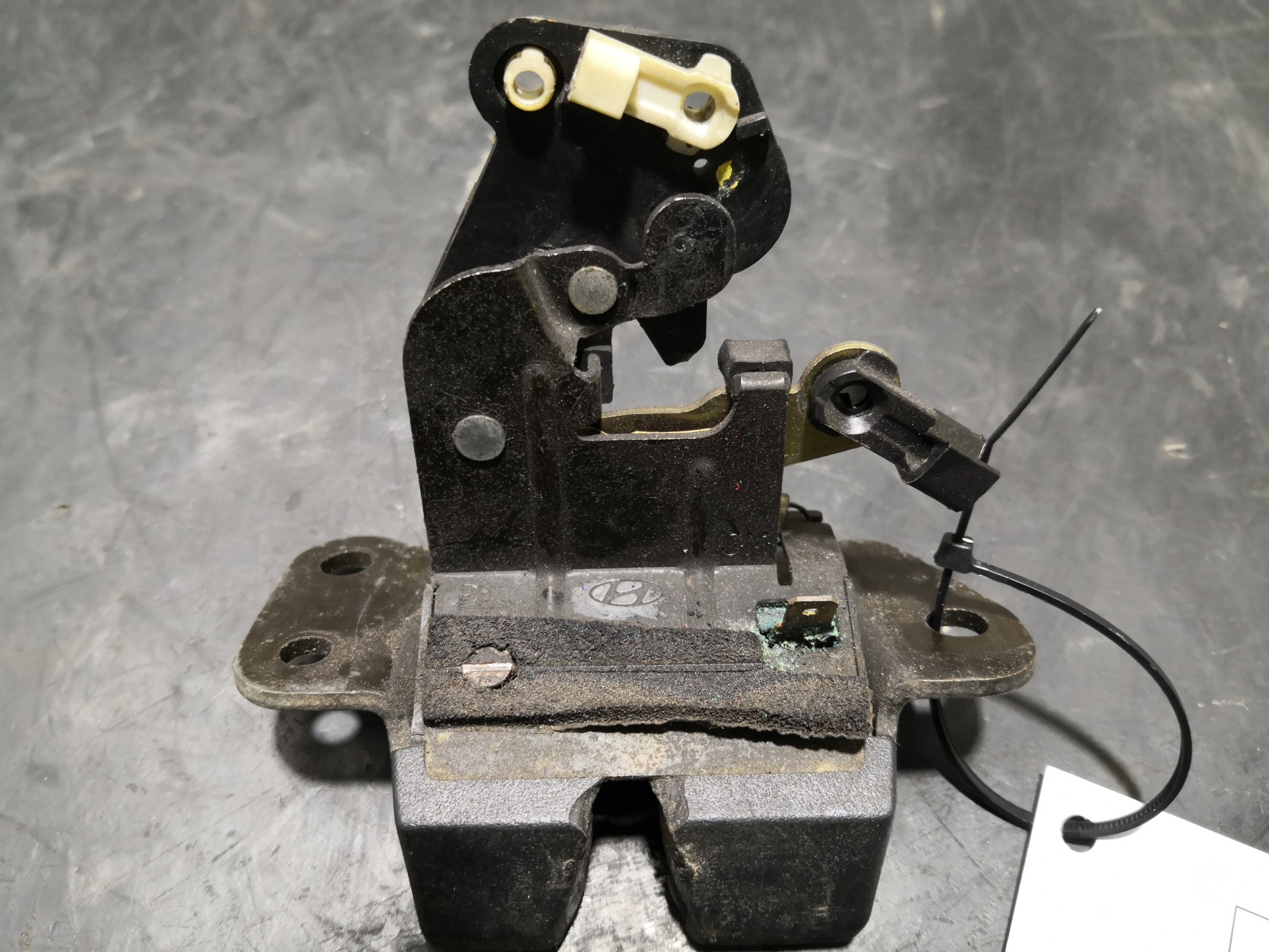 Fecho da Mala HYUNDAI - ID S_103562