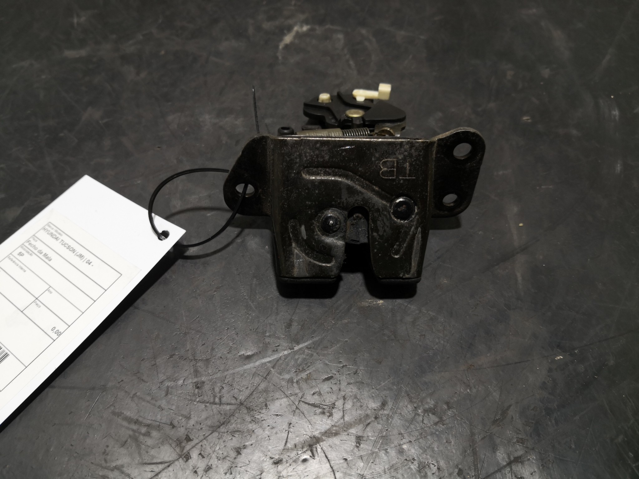 Fecho da Mala HYUNDAI TUCSON (JM) | 04 -  Imagem-2