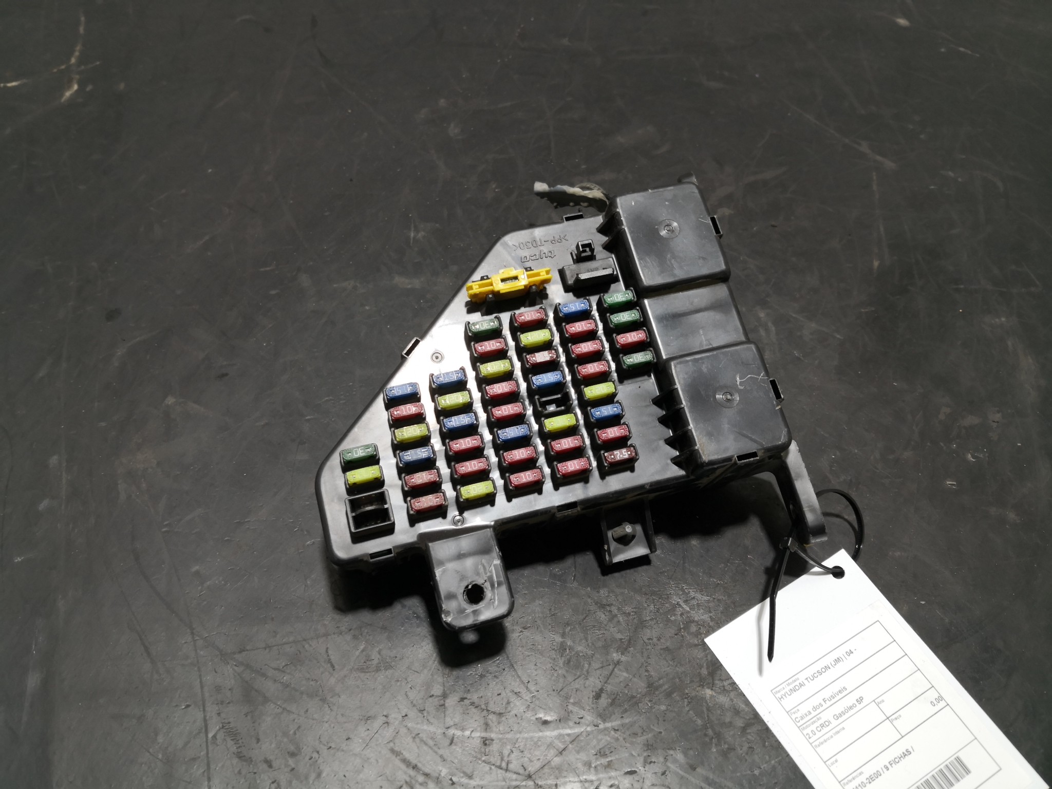 Caixa dos Fusíveis HYUNDAI TUCSON (JM) | 04 -  Imagem-2