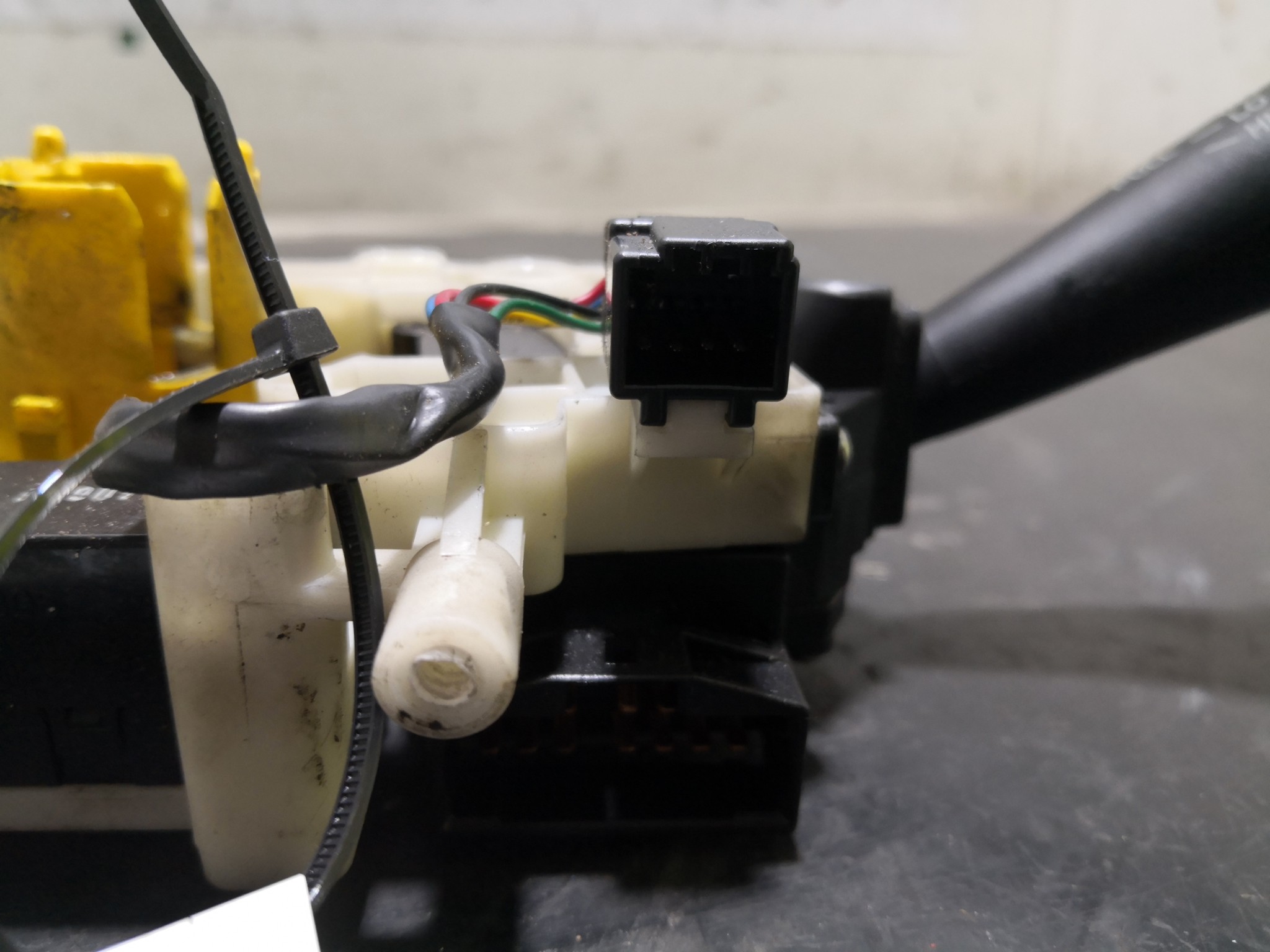 Manipulo Completo Luzes/Escovas HYUNDAI TUCSON (JM) | 04 -  Imagem-1