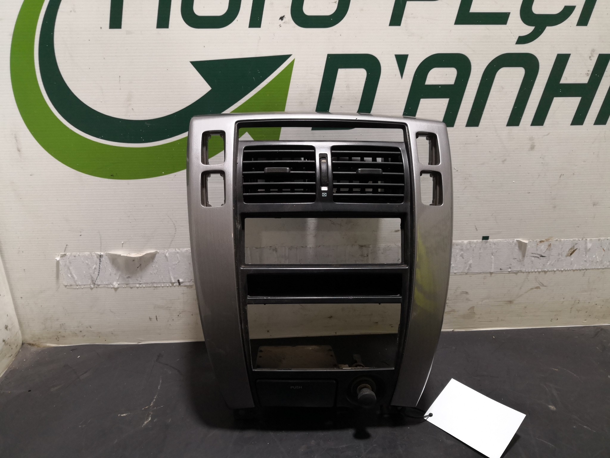 Compartimento Tablier HYUNDAI TUCSON (JM) | 04 -  Imagem-1