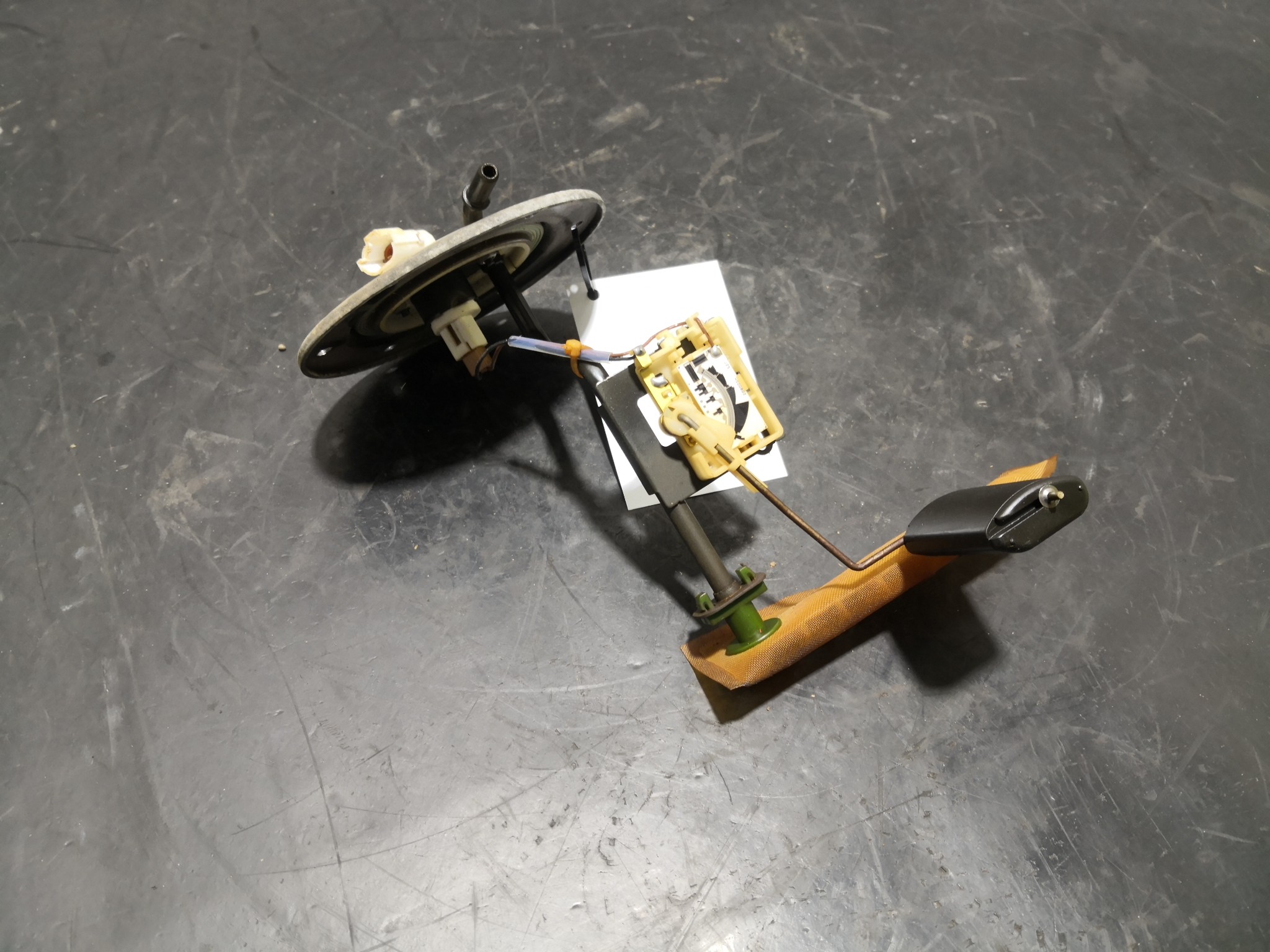 Boia do Combustível HYUNDAI TUCSON (JM) | 04 -  Imagem-3