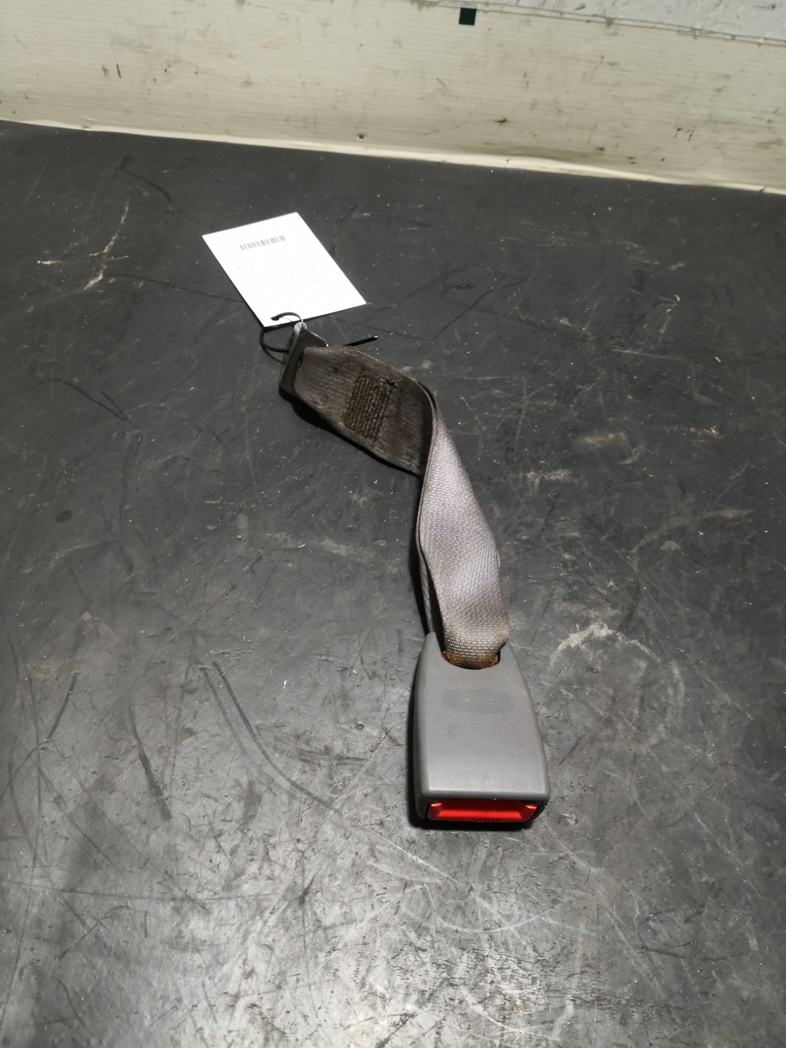 Engate Cinto Trás Dto HYUNDAI TUCSON (JM) | 04 -  Imagem-2