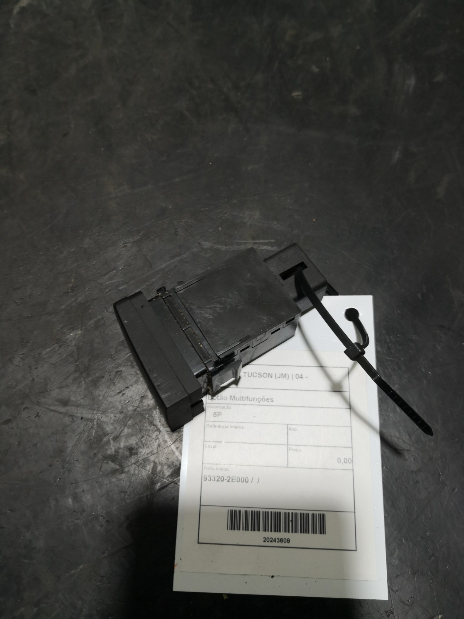 Botão Multifunções HYUNDAI TUCSON (JM) | 04 -  Imagem-2