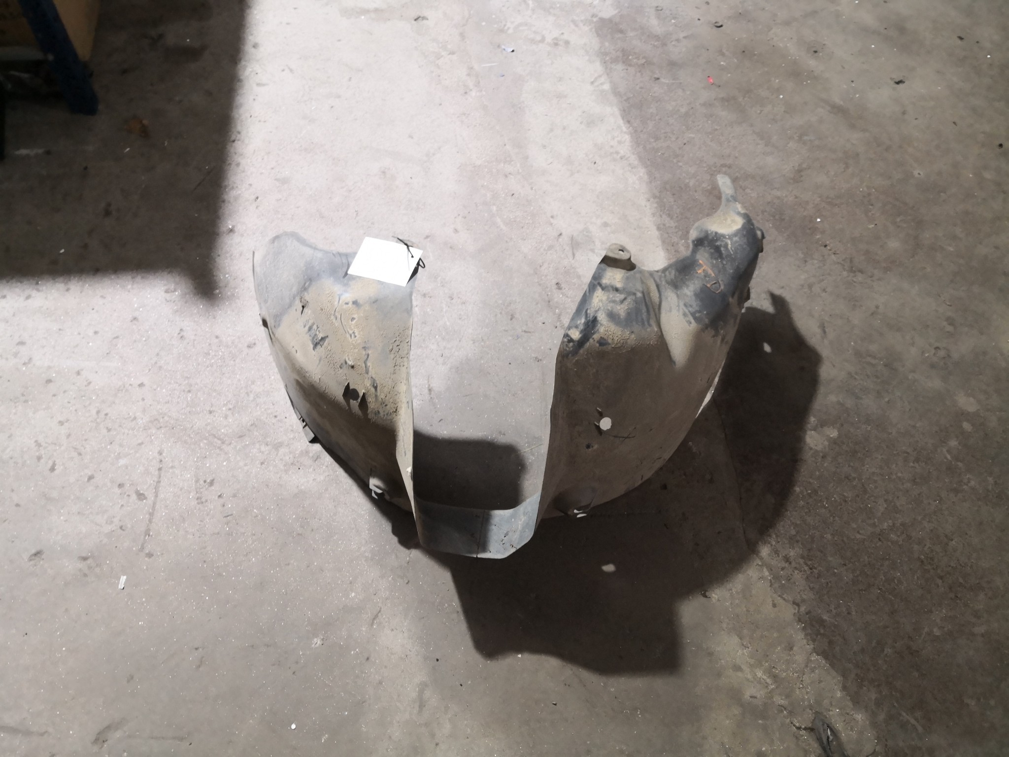 Cave Roda Trás Dto HYUNDAI TUCSON (JM) | 04 -  Imagem-1