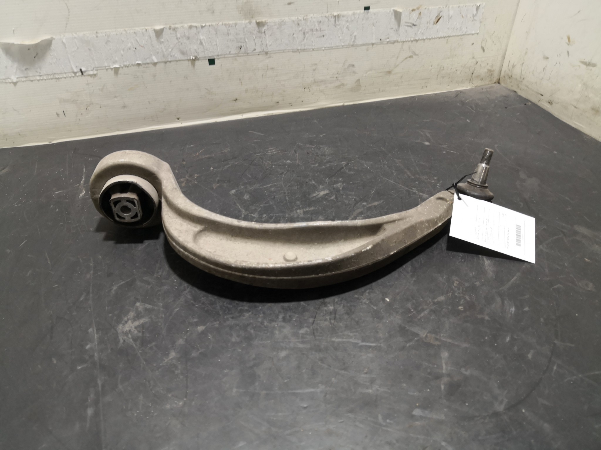 Braço Suspensão Frente Dto AUDI A4 (8K2, B8) | 07 - 15 Imagem-1