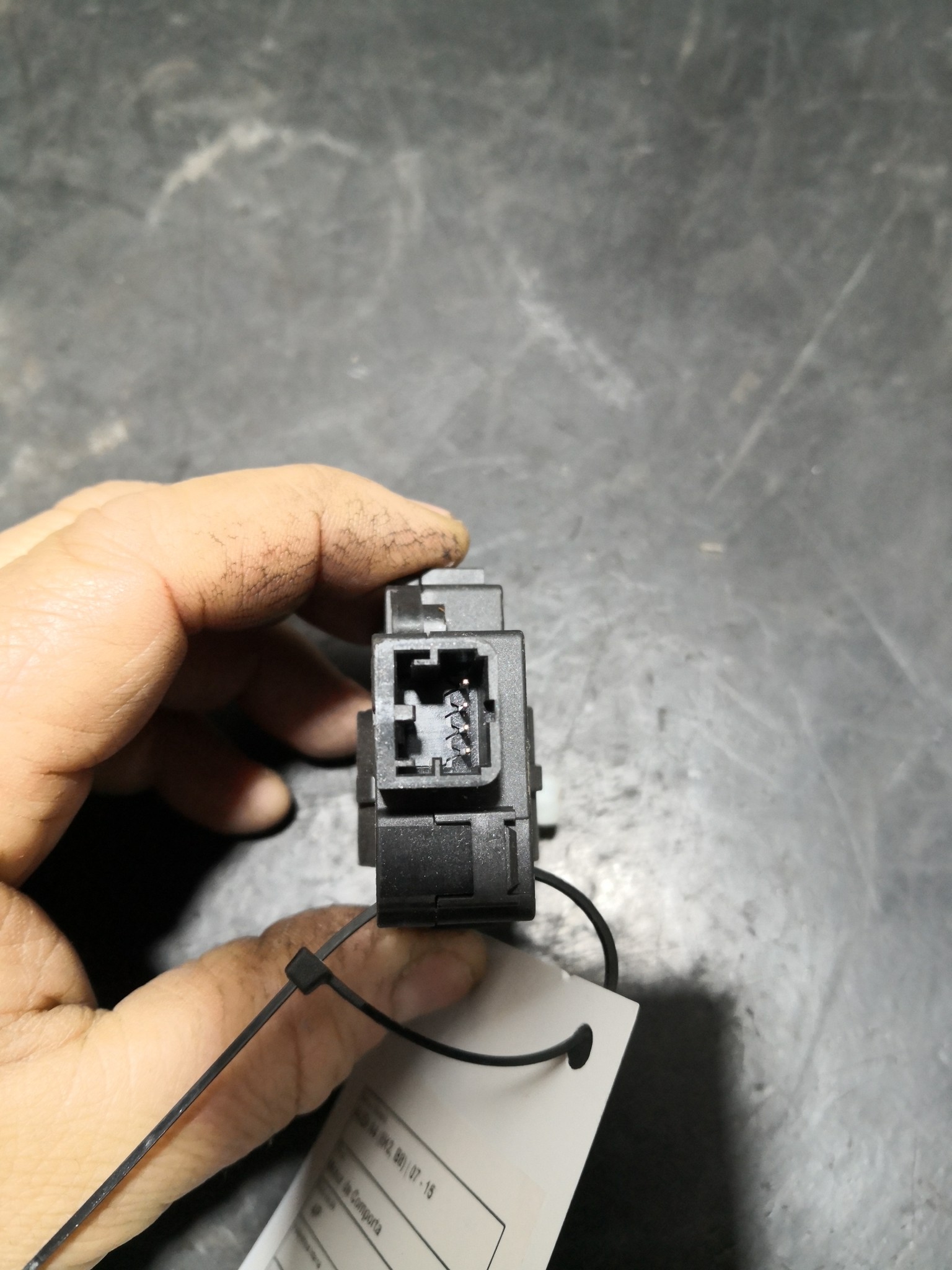 Motor de Comporta AUDI A4 (8K2, B8) | 07 - 15 Imagem-1