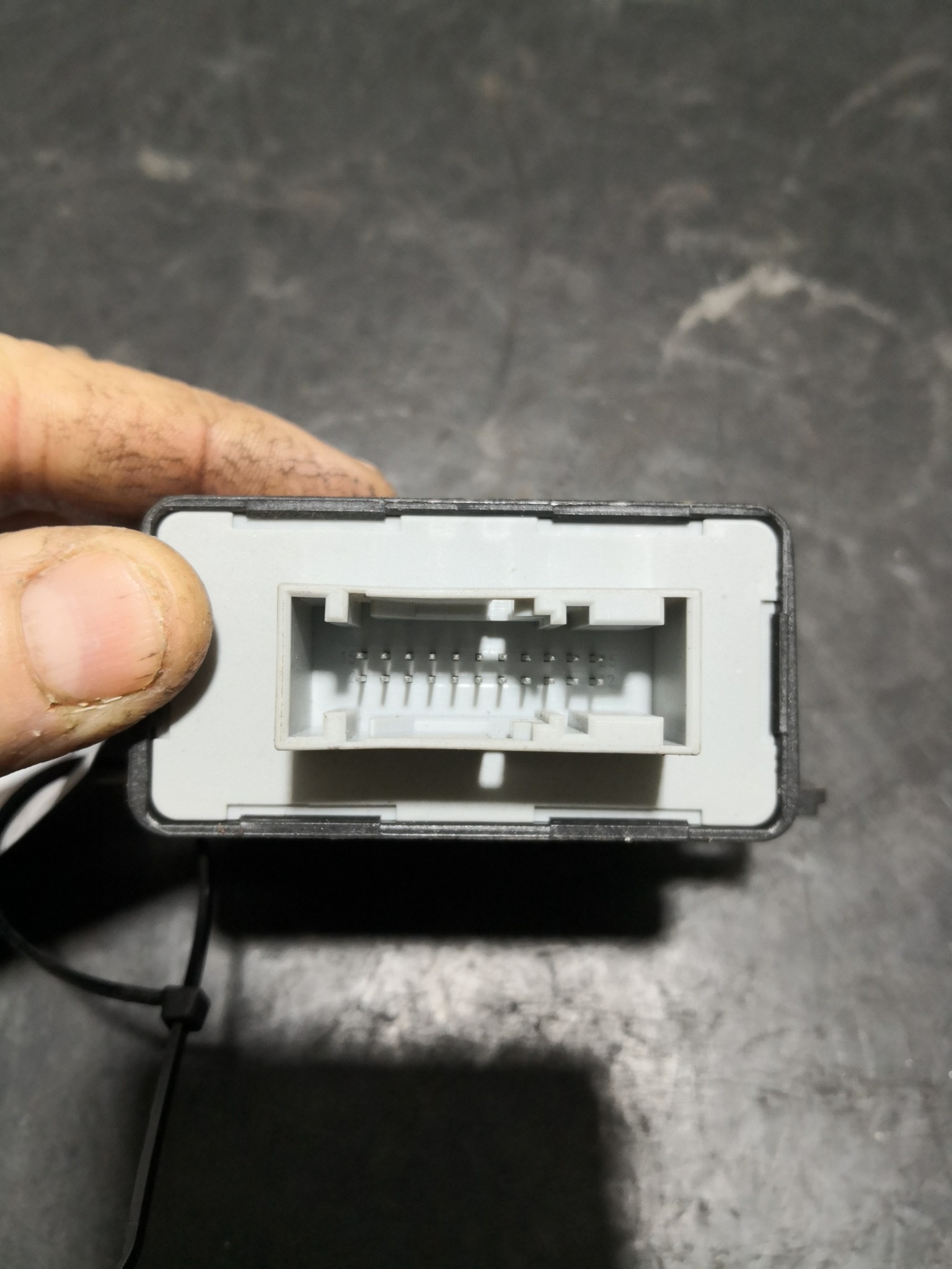 Centralina de Luzes AUDI A4 (8K2, B8) | 07 - 15 Imagem-1