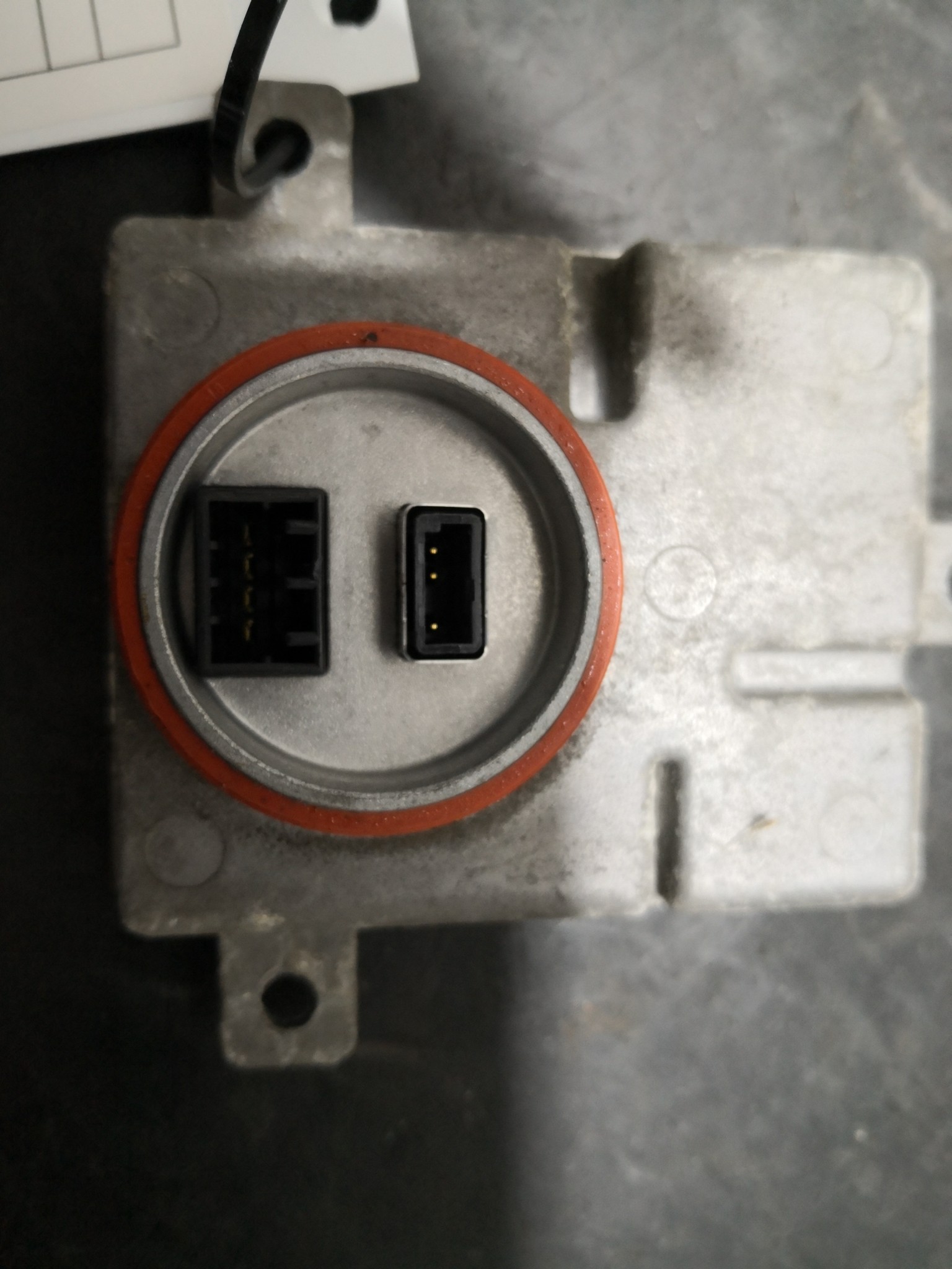 Balastro Xenon AUDI A4 (8K2, B8) | 07 - 15 Imagem-1