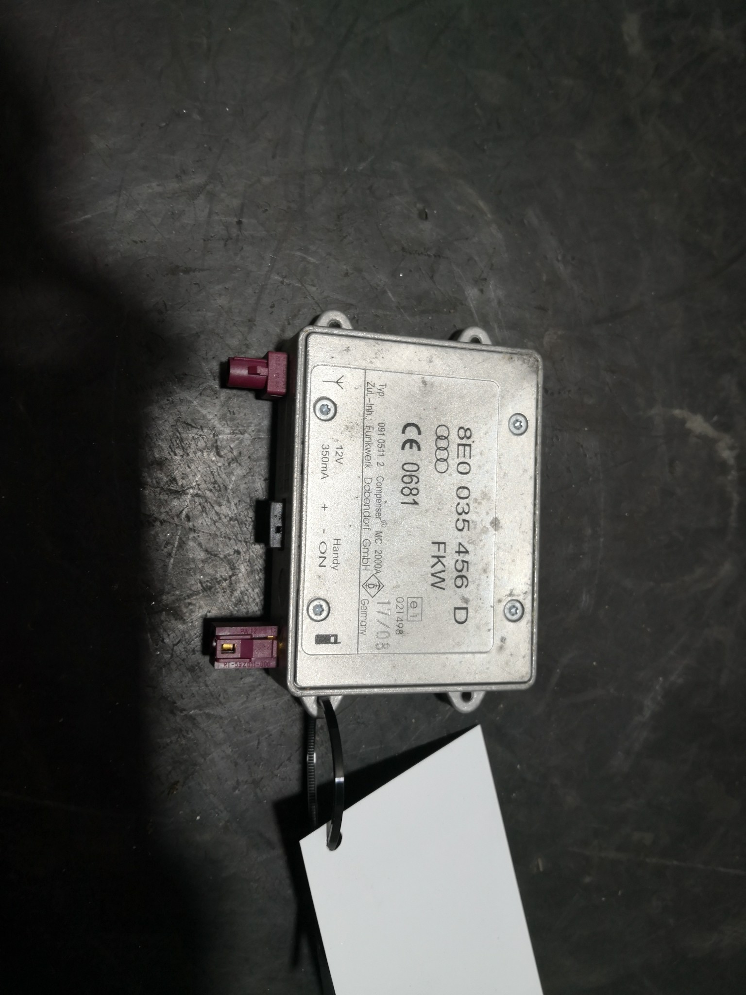 Amplificador de Antena AUDI A4 (8K2, B8) | 07 - 15 Imagem-2