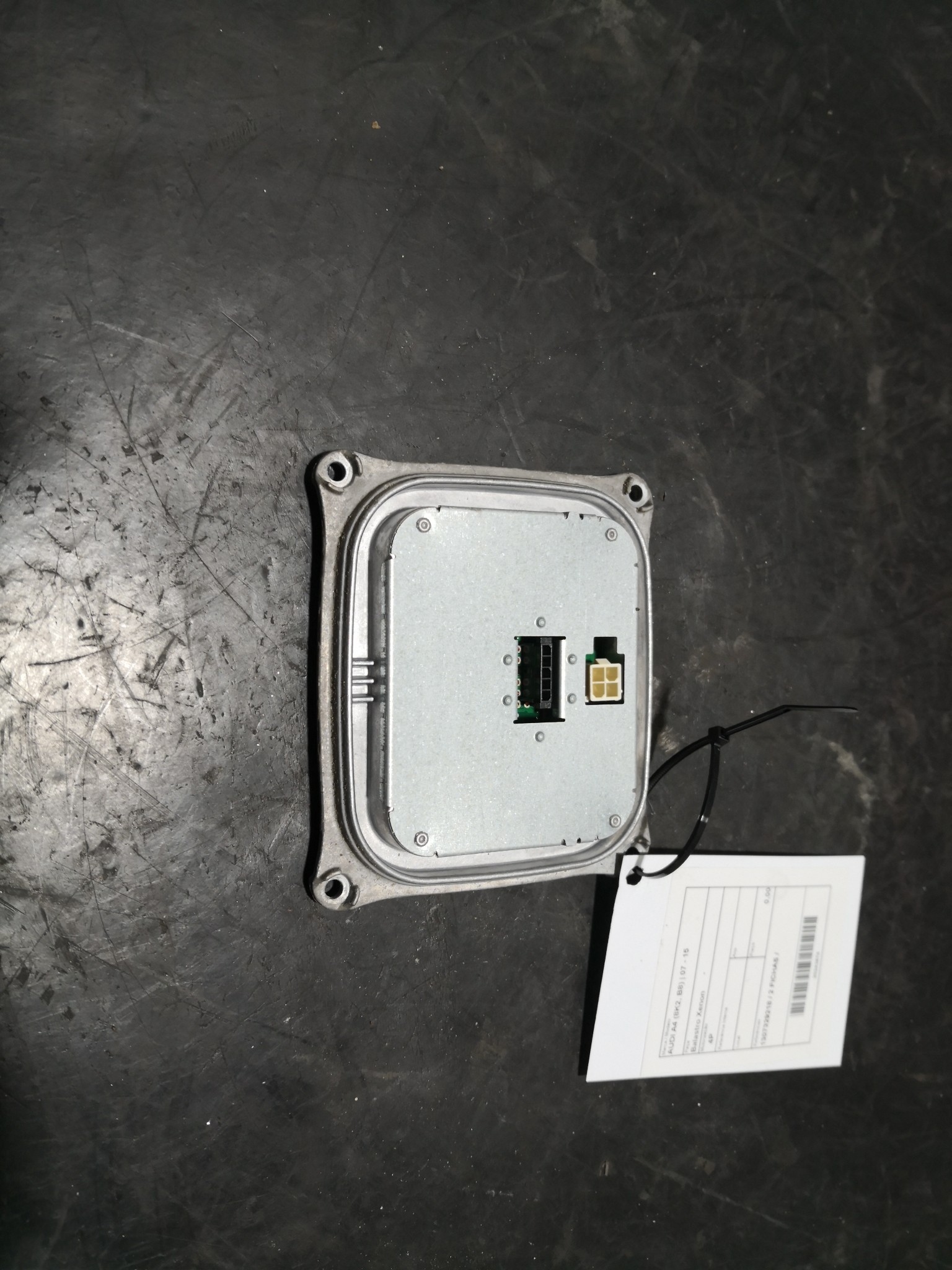 Balastro Xenon AUDI A4 (8K2, B8) | 07 - 15 Imagem-2