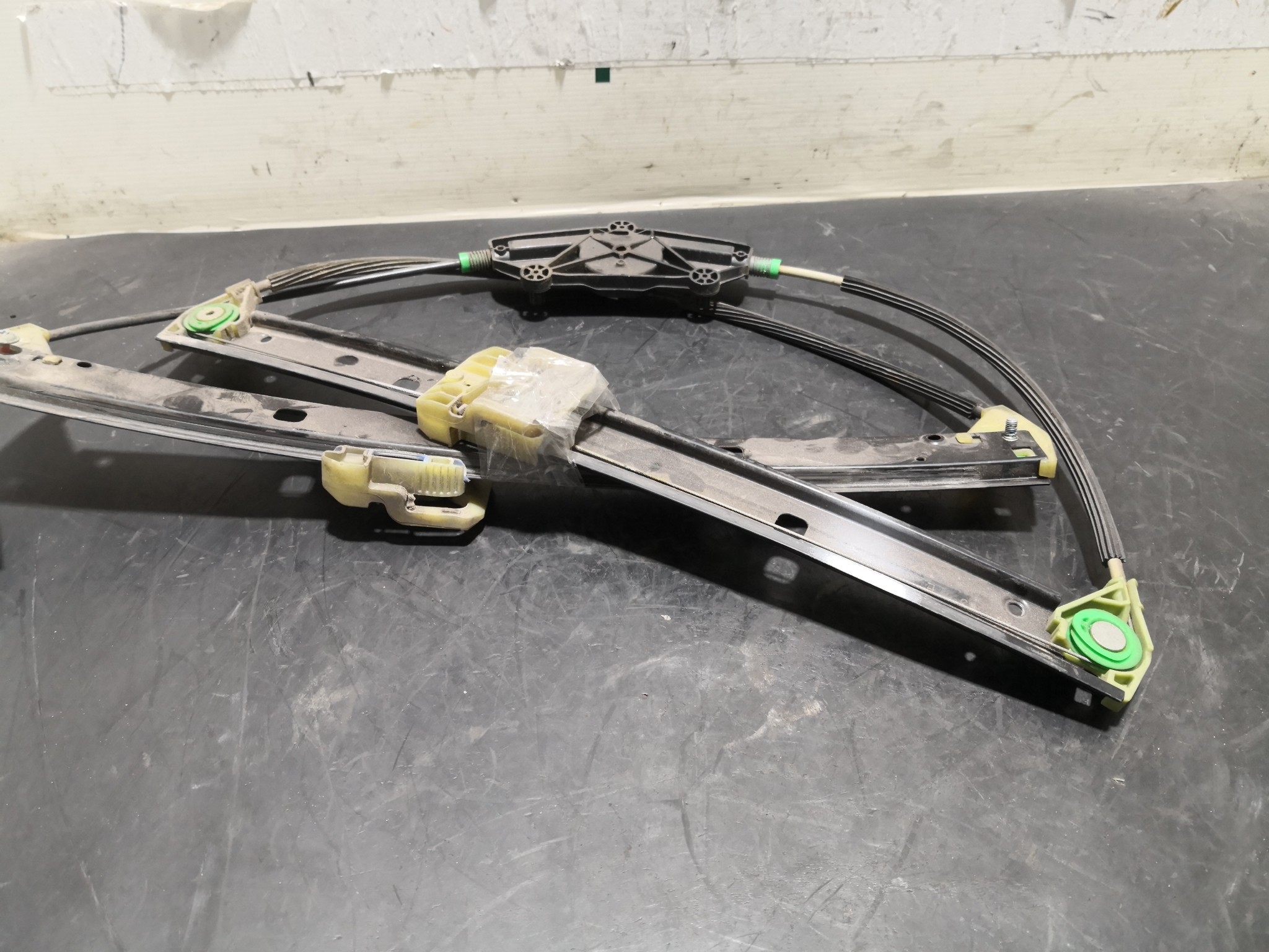 Elevador Frente Esq Electrico AUDI A4 (8K2, B8) | 07 - 15 Imagem-1