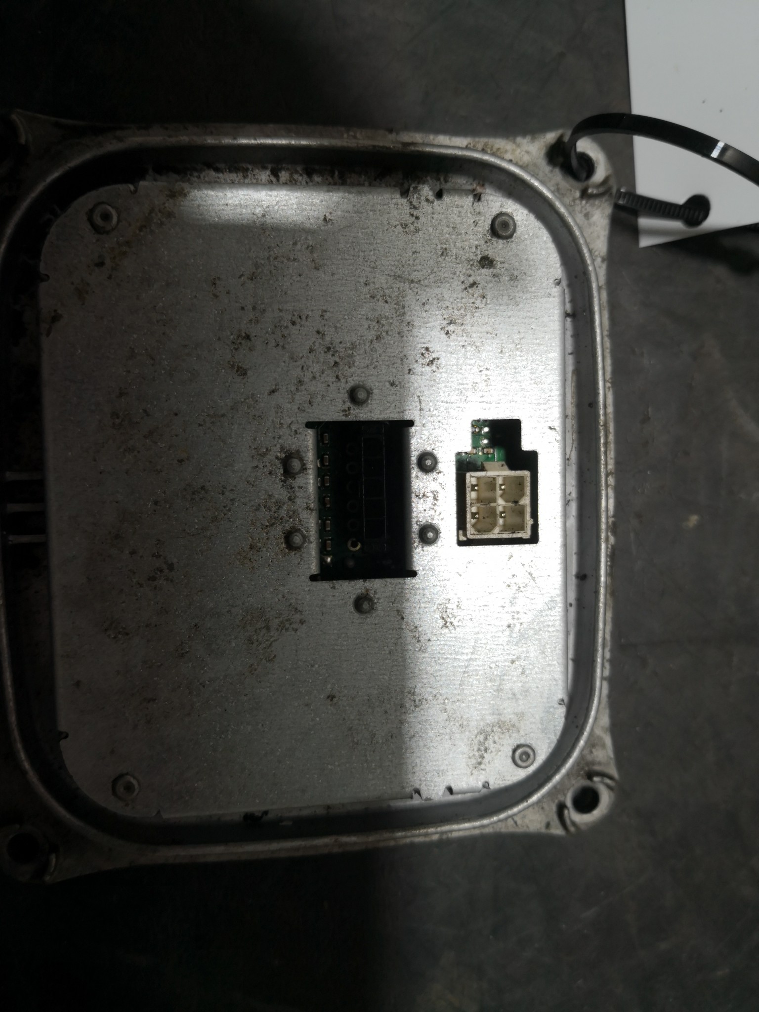 Balastro Xenon AUDI A4 (8K2, B8) | 07 - 15 Imagem-2