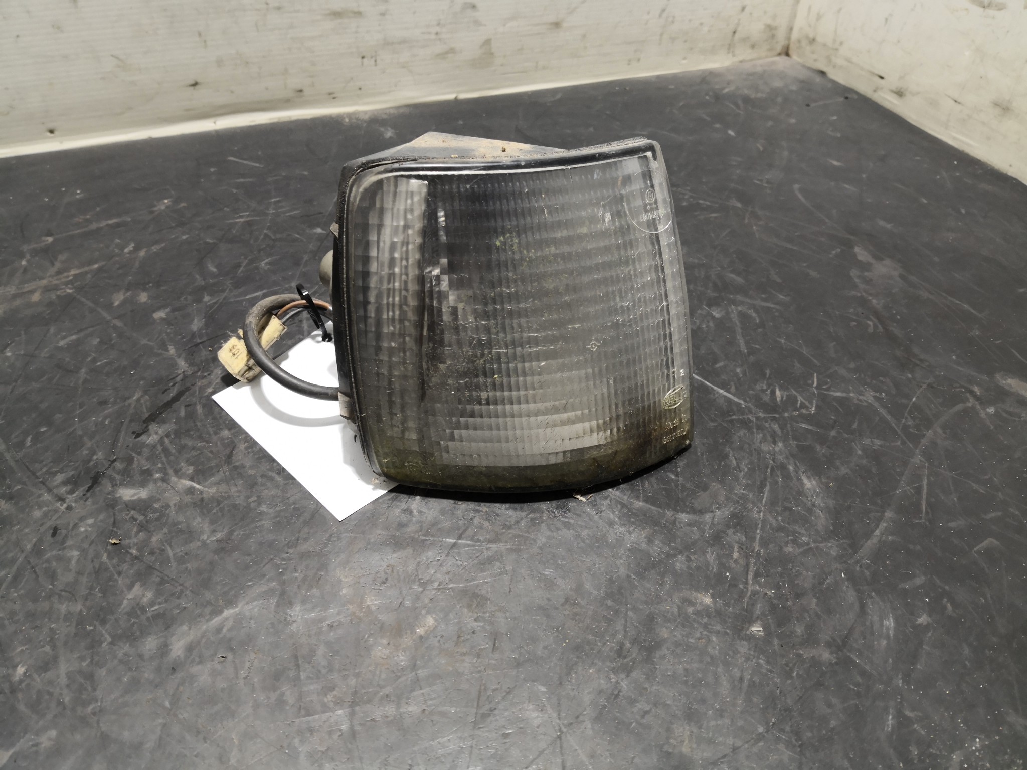 Farolim de Pisca Frente Dto VOLKSWAGEN PASSAT (3A2, 35I) | 88 - 97 Imagem-1