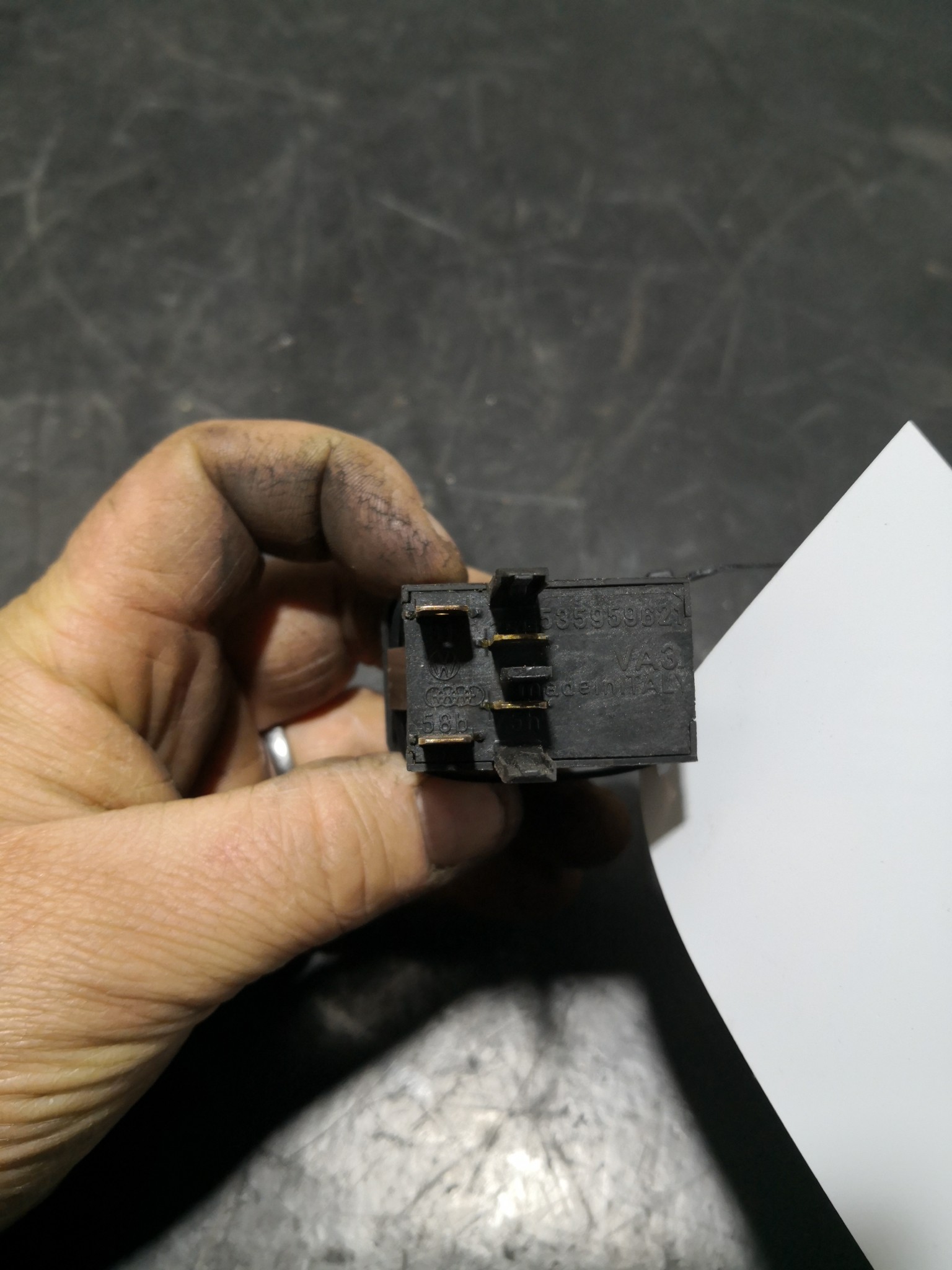 Botão Desembaciador VOLKSWAGEN PASSAT (3A2, 35I) | 88 - 97 Imagem-1