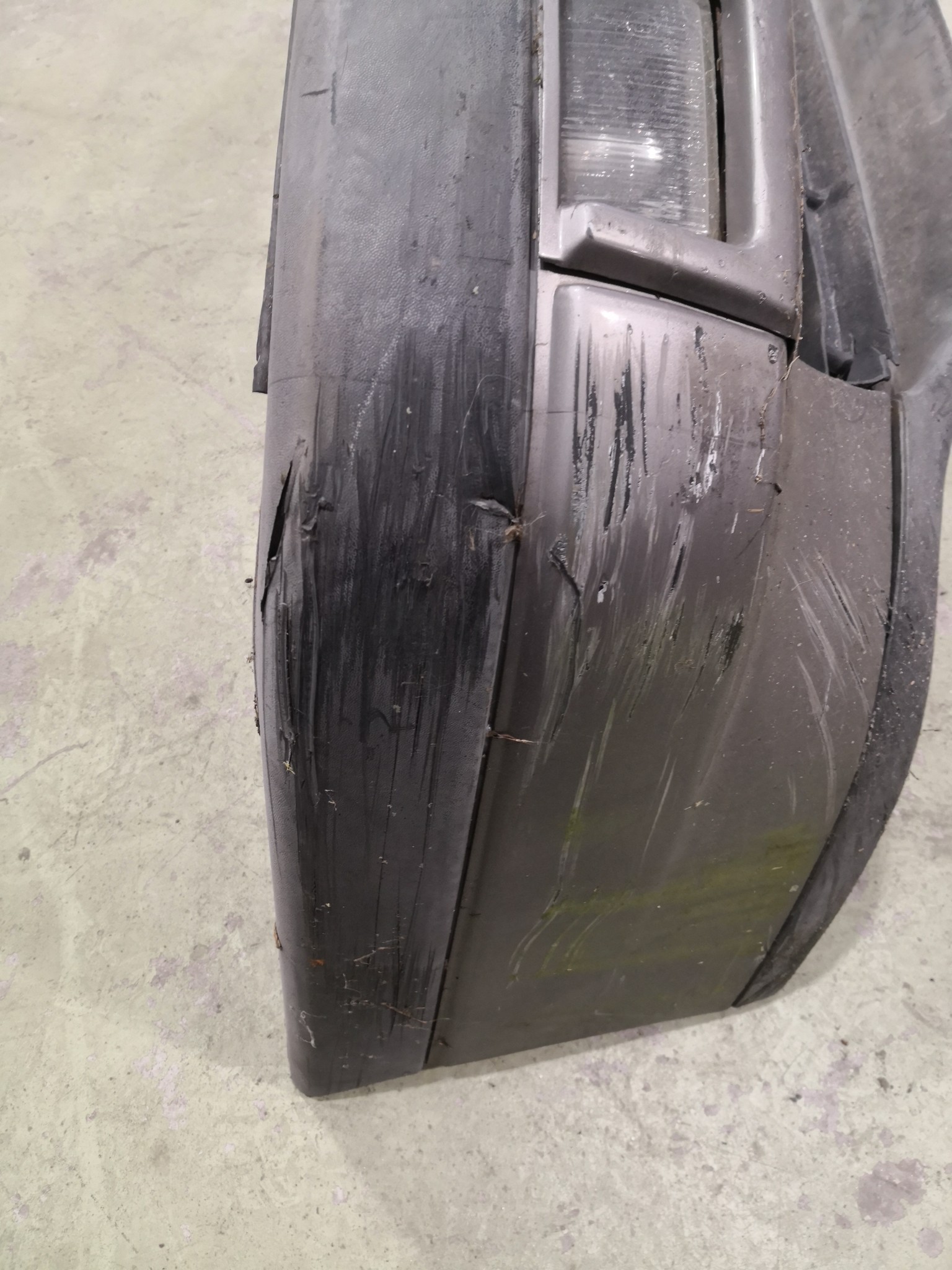 Para Choques Frente VOLKSWAGEN PASSAT (3A2, 35I) | 88 - 97 Imagem-1