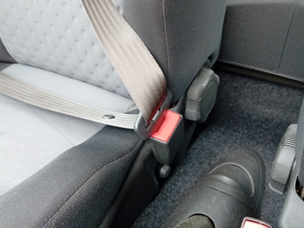 Fiat punto isofix hotsell