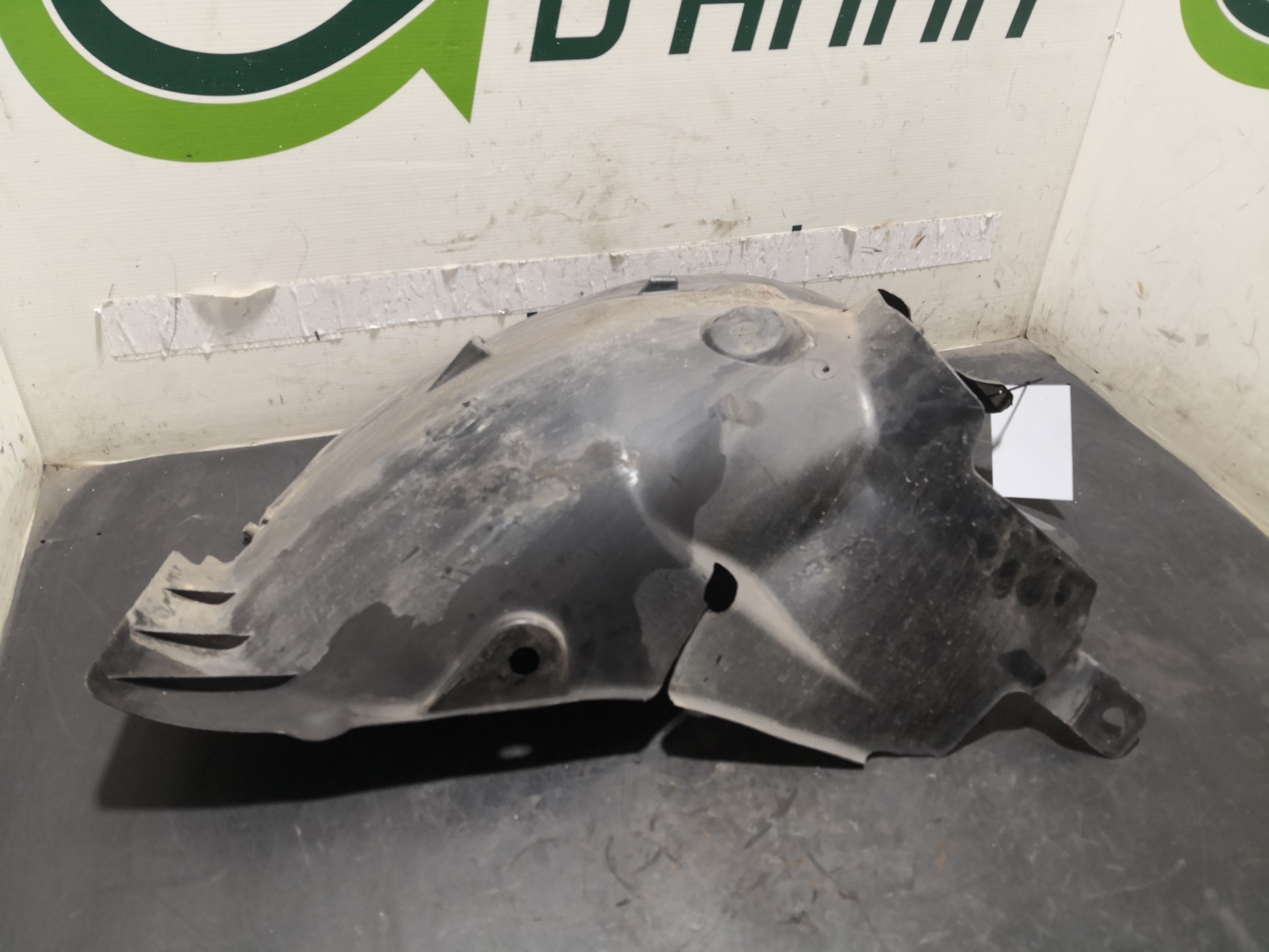 Cave de Roda Esq RENAULT CLIO III (BR0/1, CR0/1) | 05 -  Imagem-2