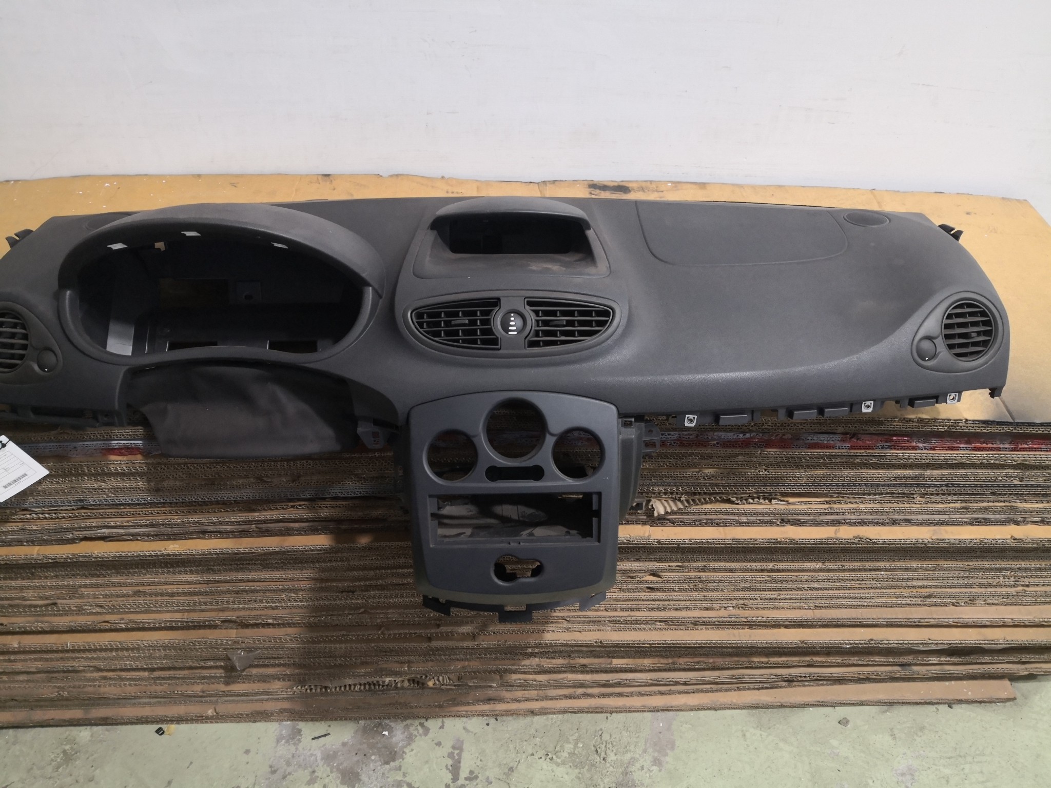 Tablier RENAULT - ID S_103919