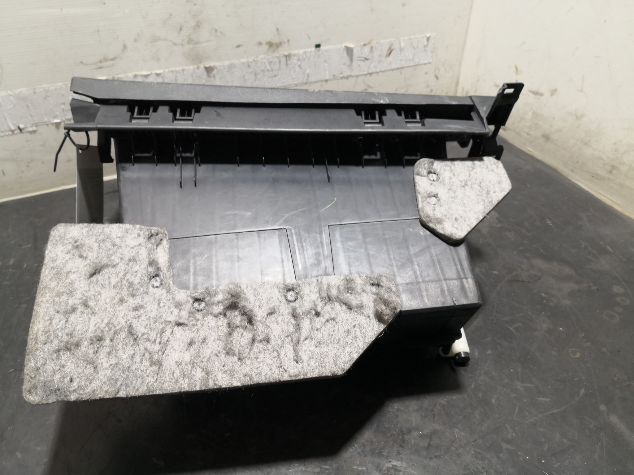 Porta Luvas HYUNDAI - ID S_103991