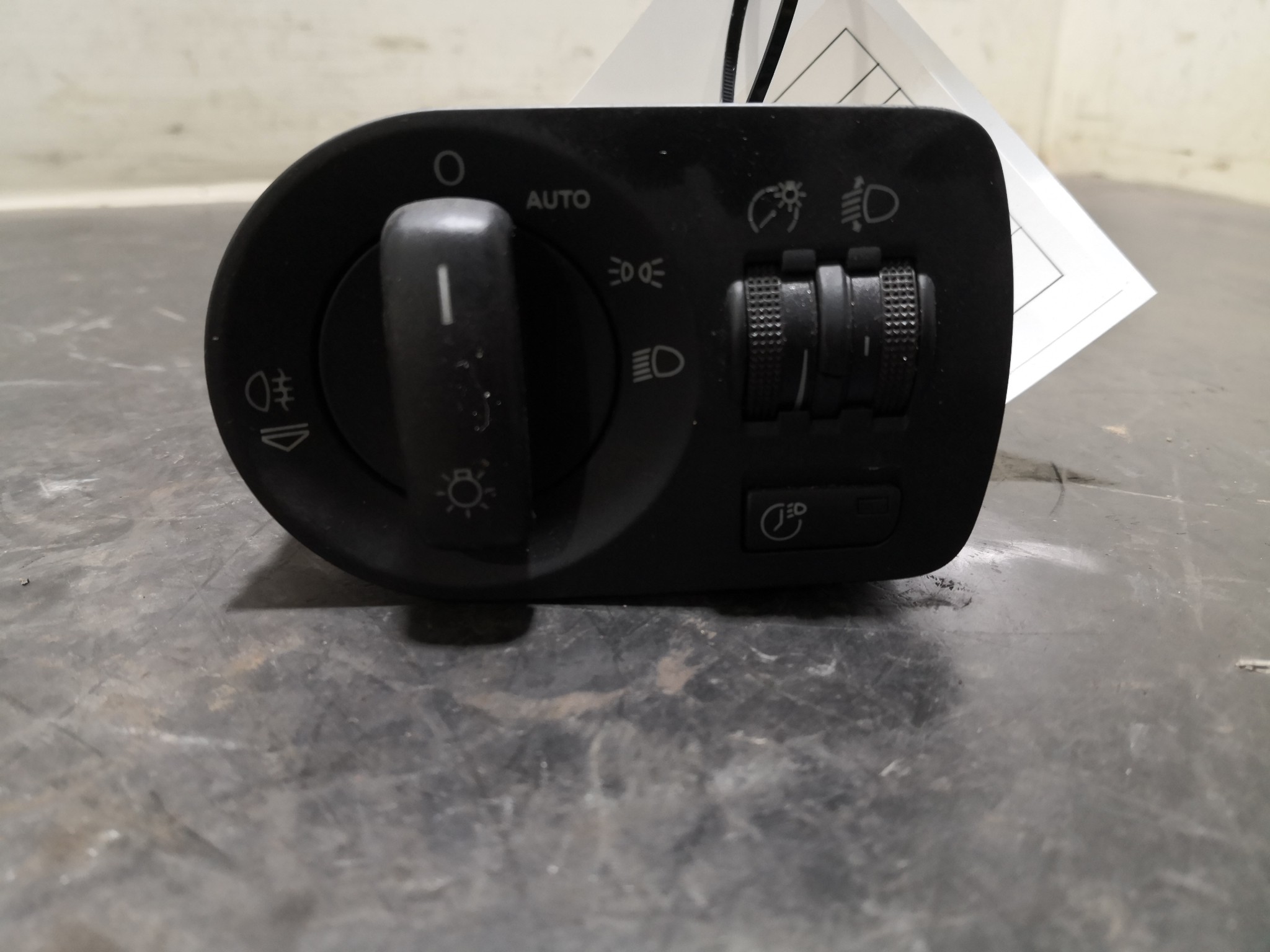 Botão de Luzes AUDI - ID S_104063