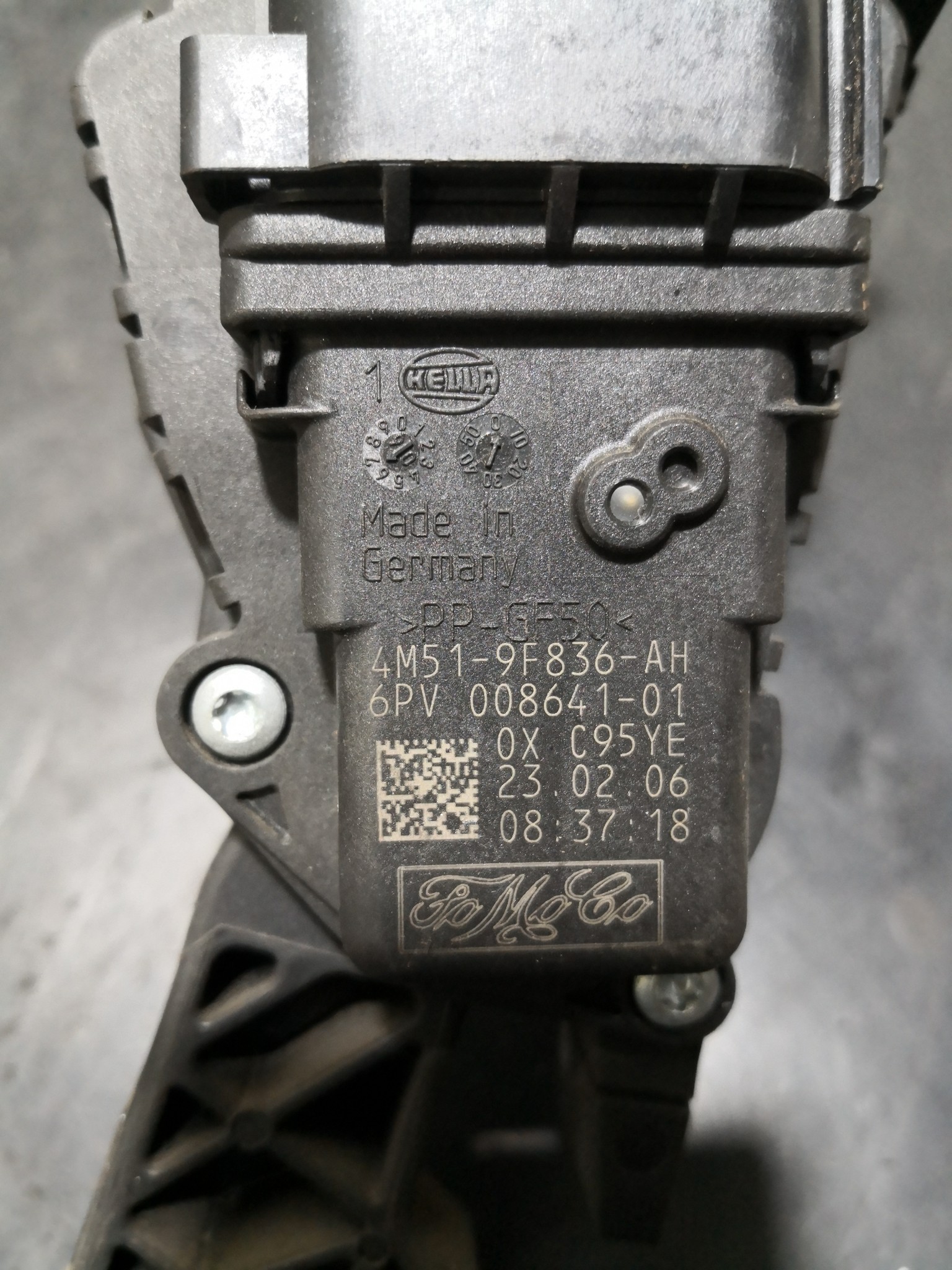 Pedal Potenciometro Acelerador VOLVO - ID S_104112