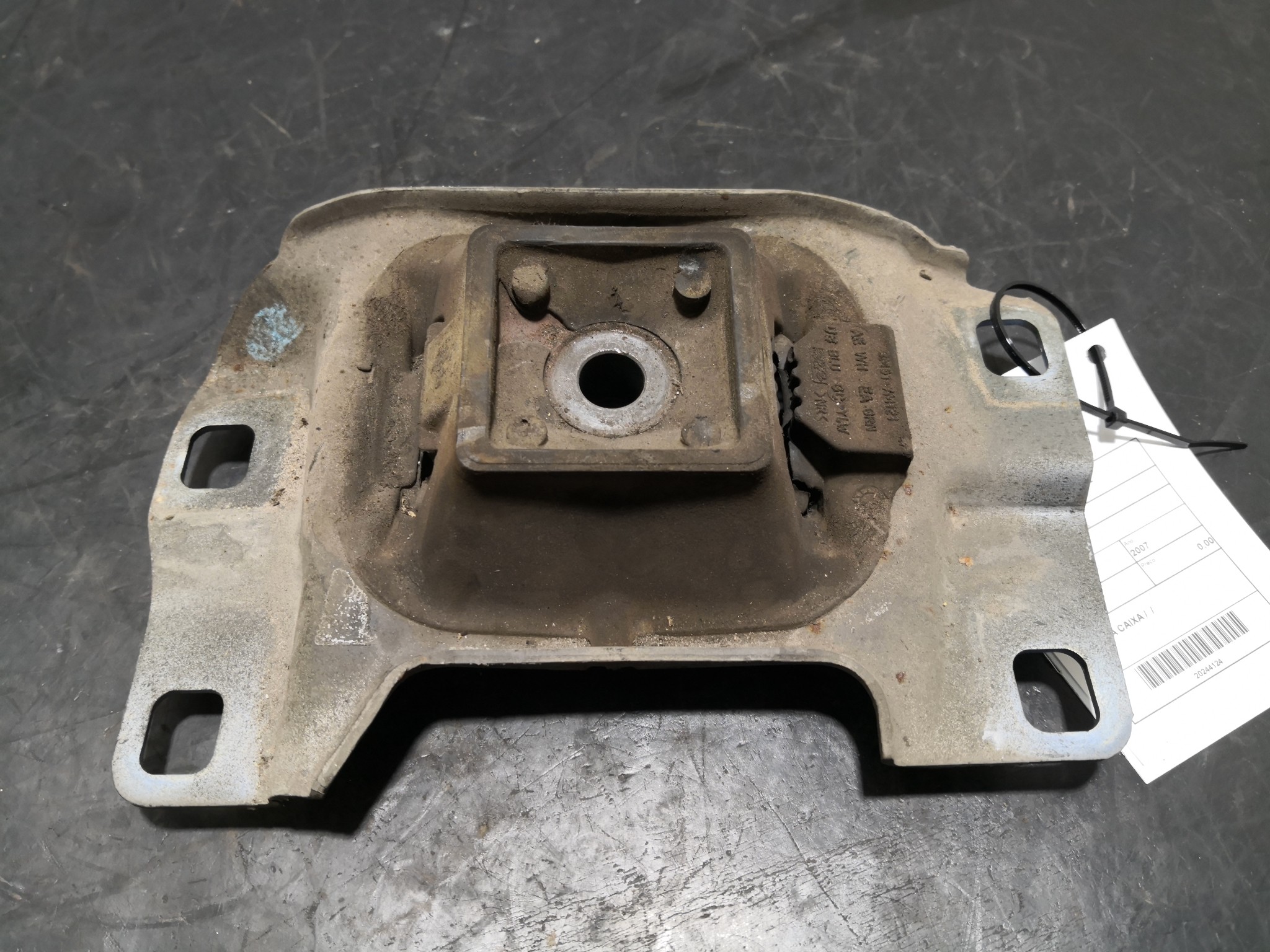 Apoio de Motor VOLVO - ID S_104123