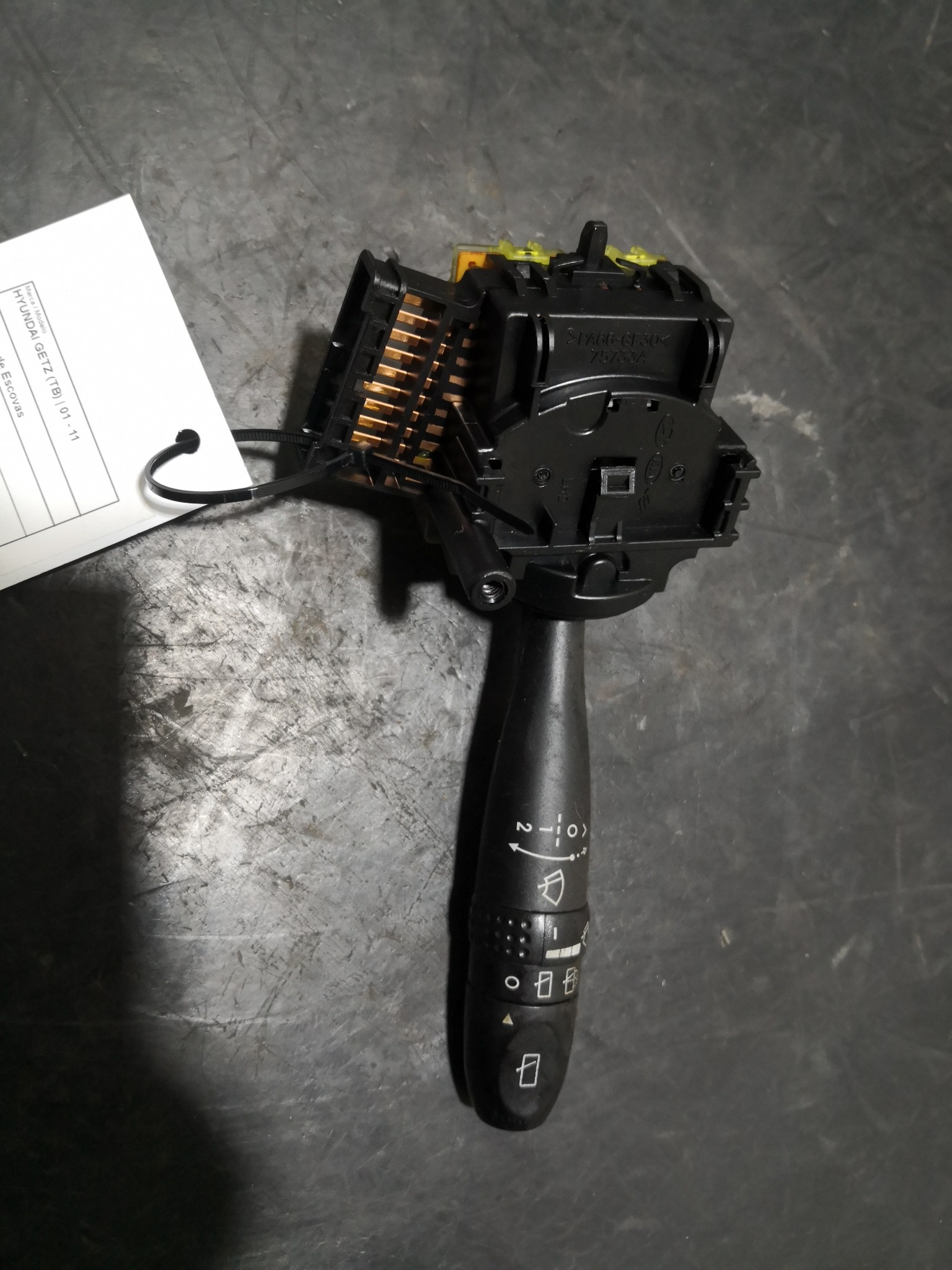 Manipulo de Escovas HYUNDAI - ID S_104157