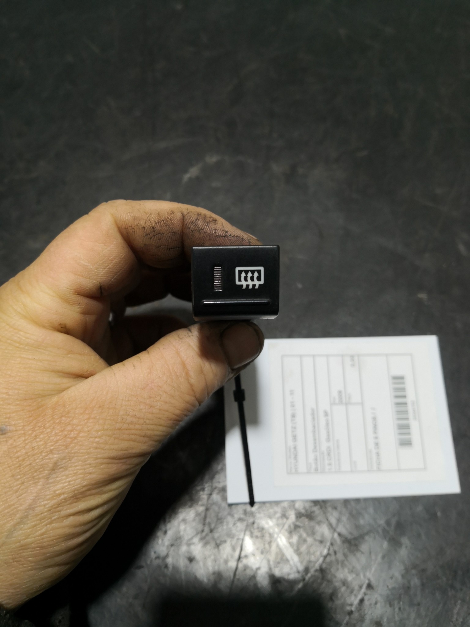 Botão Desembaciador HYUNDAI GETZ (TB) | 01 - 11 Imagem-2