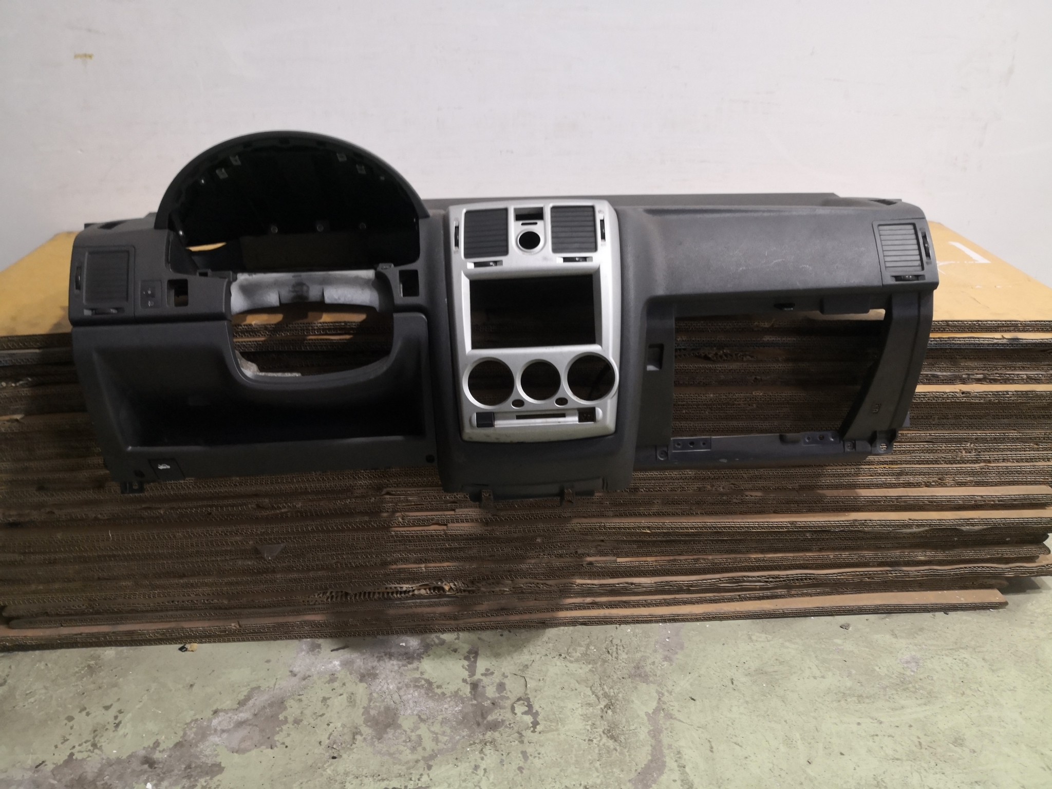 Tablier HYUNDAI GETZ (TB) | 01 - 11 Imagem-2