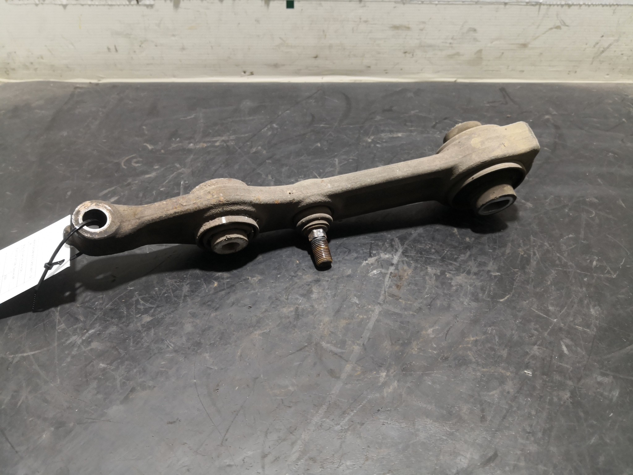 Braço Suspensão Frente Dto MERCEDES-BENZ - ID S_104181