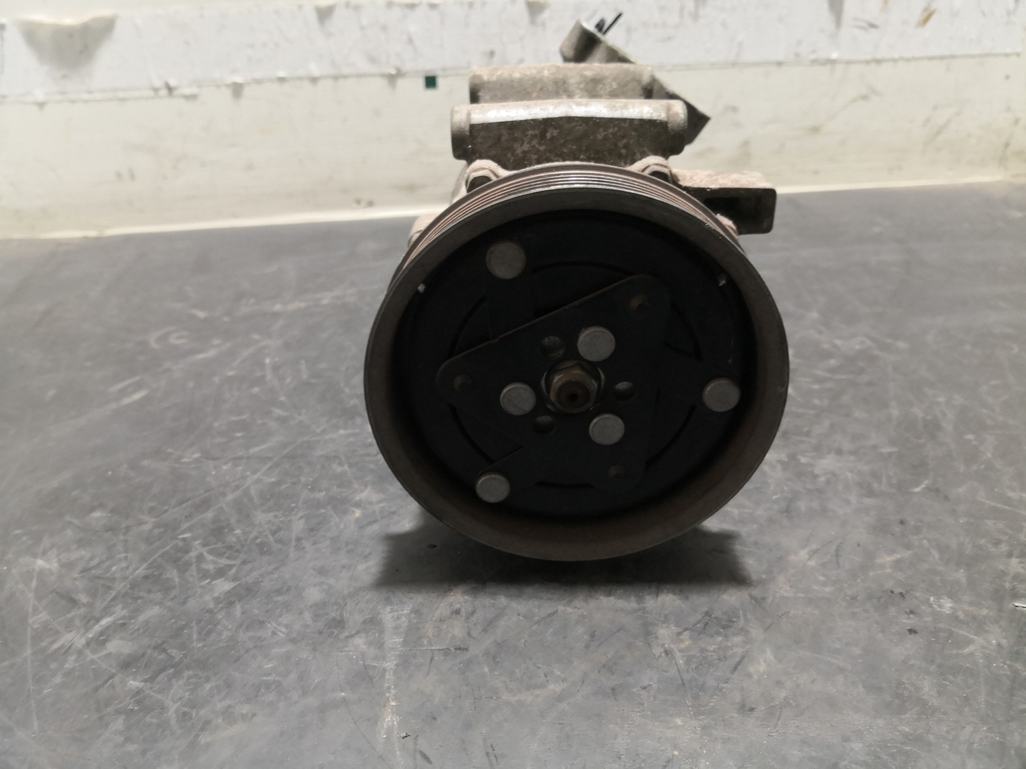 Compressor do Ar condicionado RENAULT CLIO III (BR0/1, CR0/1) | 05 -  Imagem-2