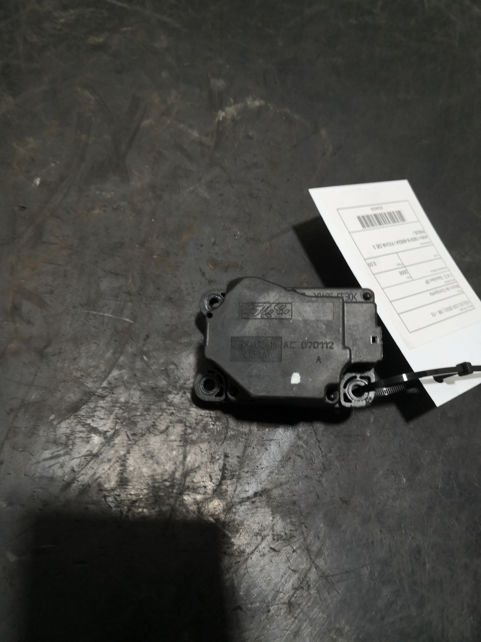 Motor de Comporta VOLVO C30 (533) | 06 - 13 Imagem-1