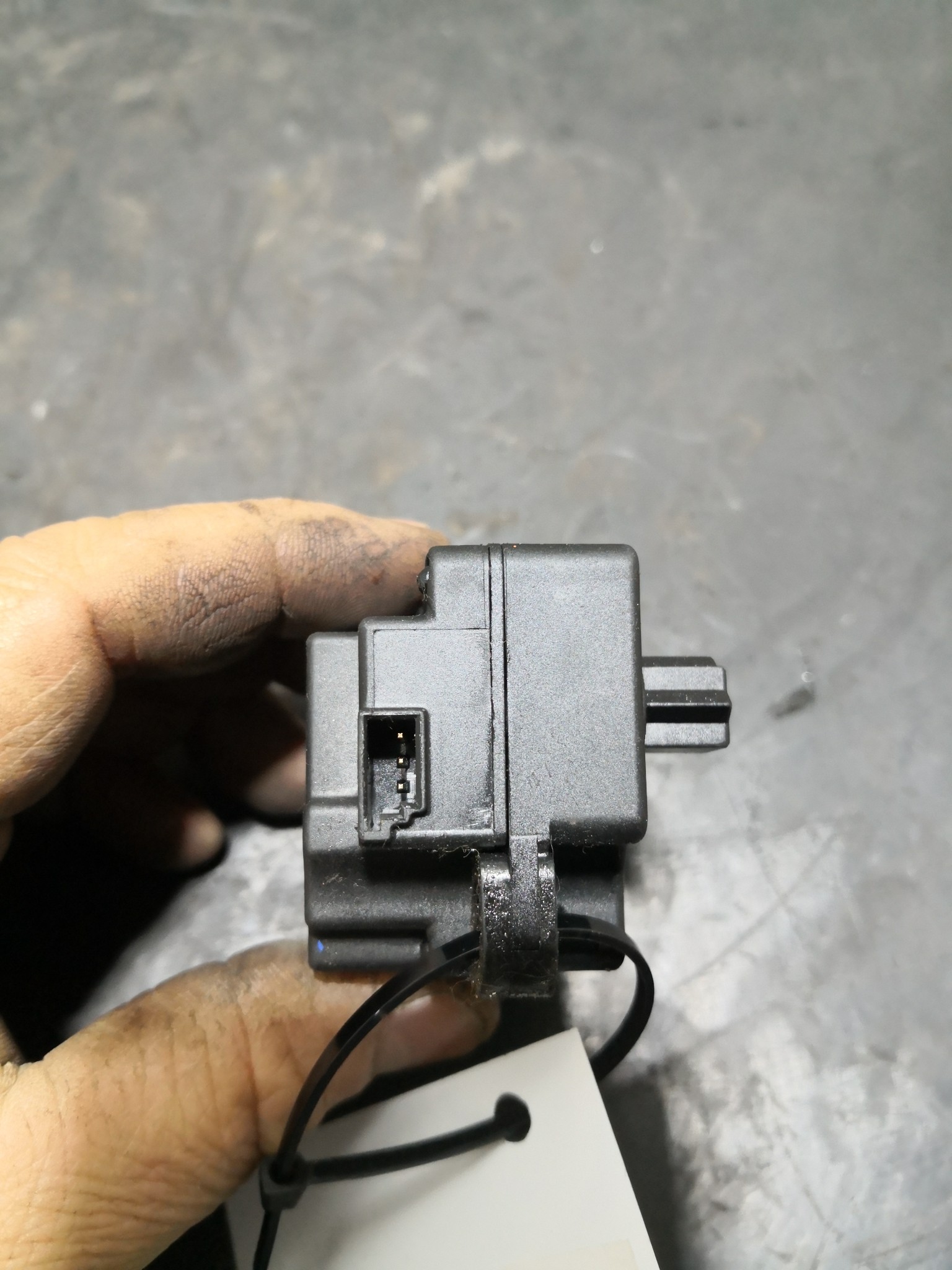 Motor de Comporta VOLVO C30 (533) | 06 - 13 Imagem-1