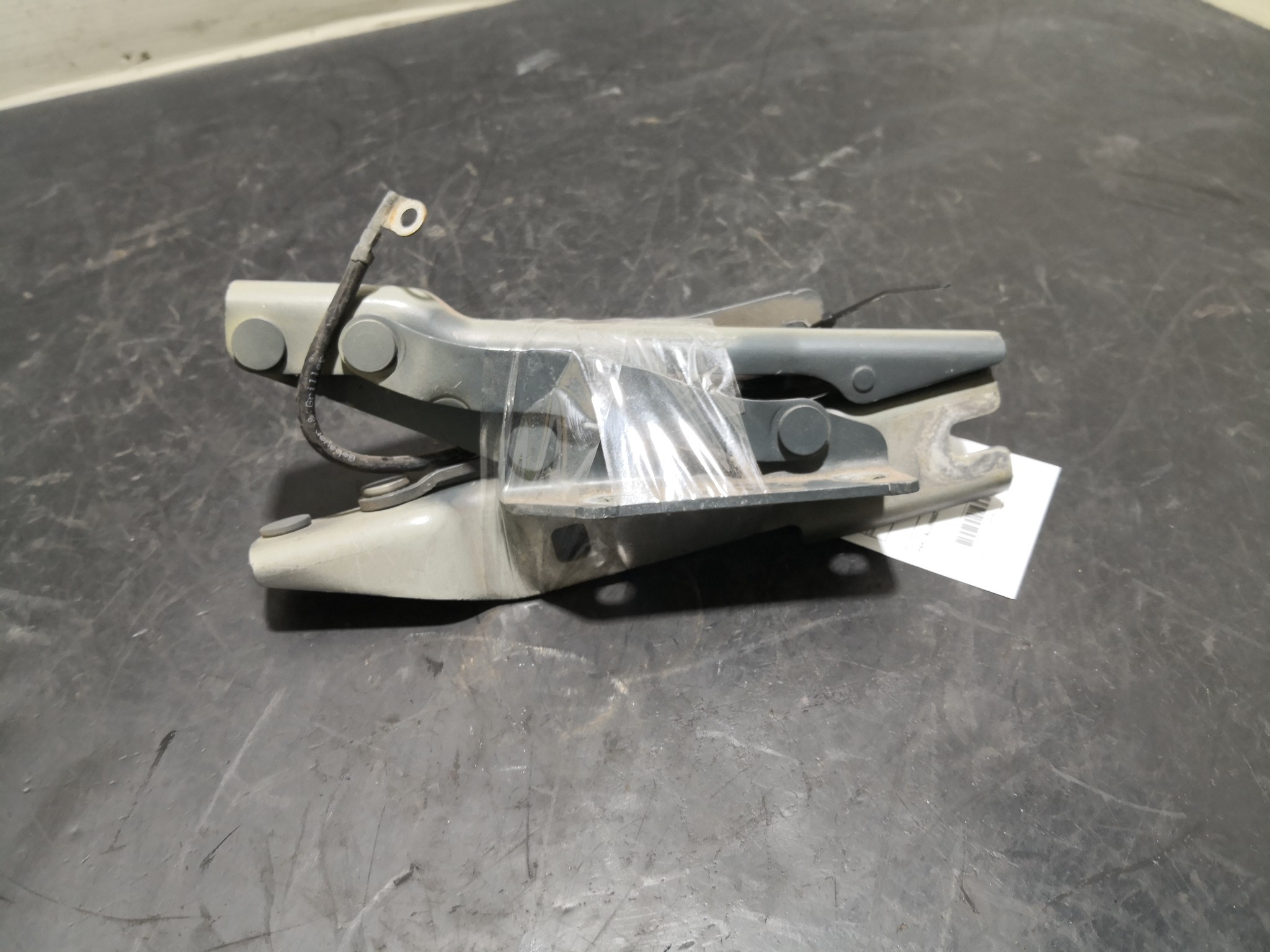 Dobradiças Capot BMW 5 Touring (E61) | 04 - 10 Imagem-1