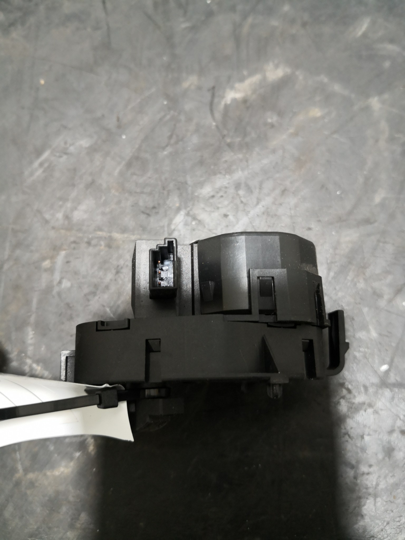 Motor de Comporta BMW 5 Touring (E61) | 04 - 10 Imagem-2