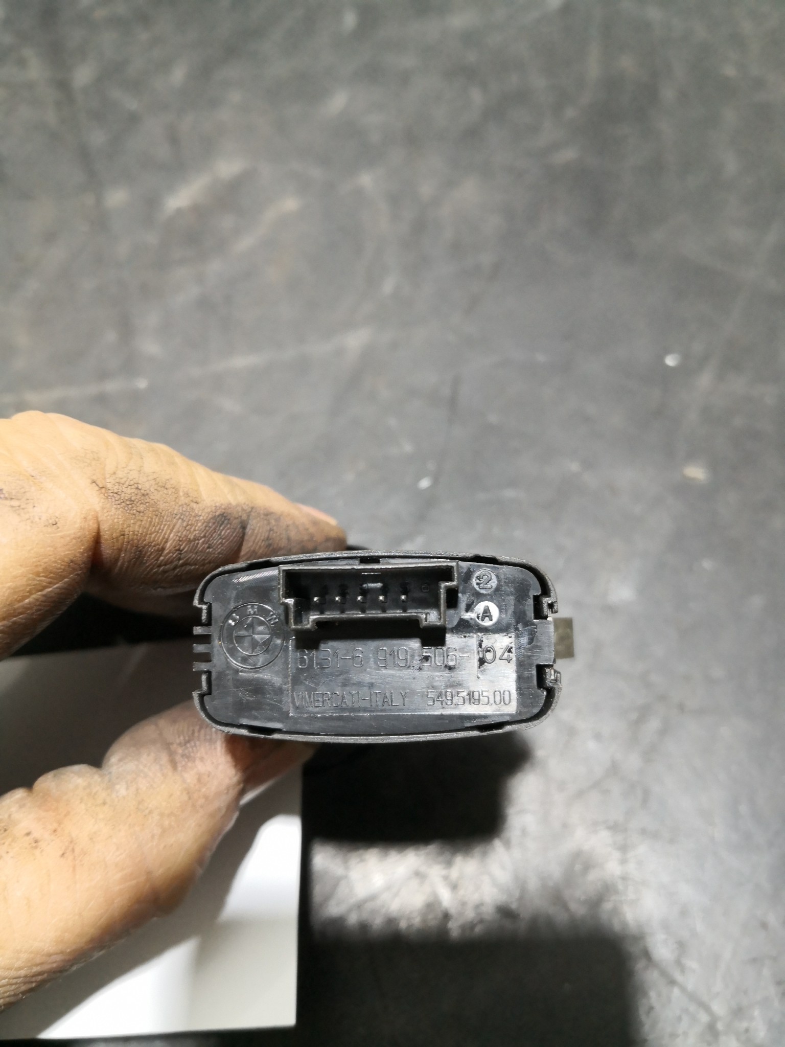 Botão 4 Piscas BMW 5 Touring (E61) | 04 - 10 Imagem-1