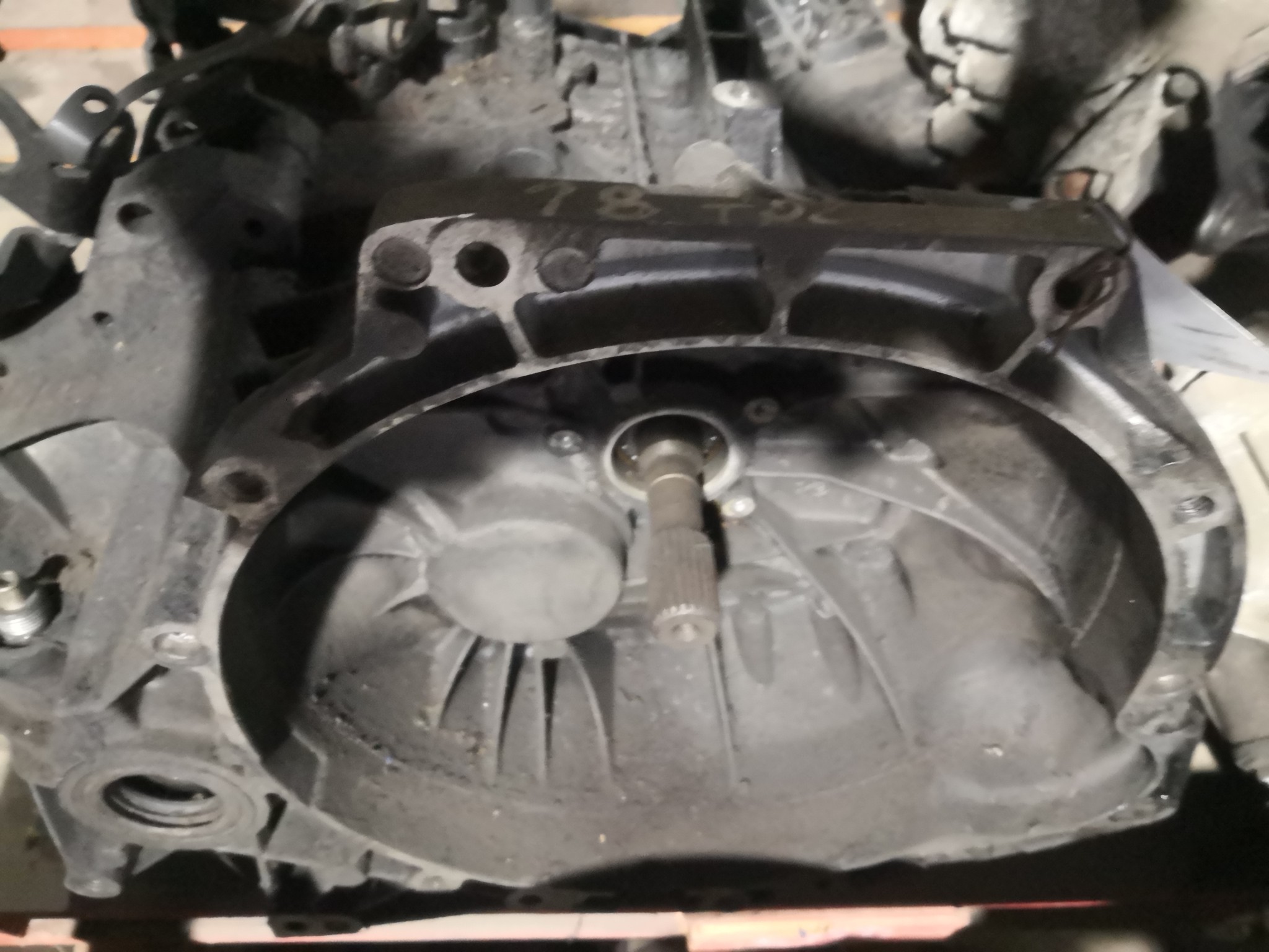 Caixa de Velocidades FORD FOCUS Turnier (DNW) | 99 - 07 Imagem-2