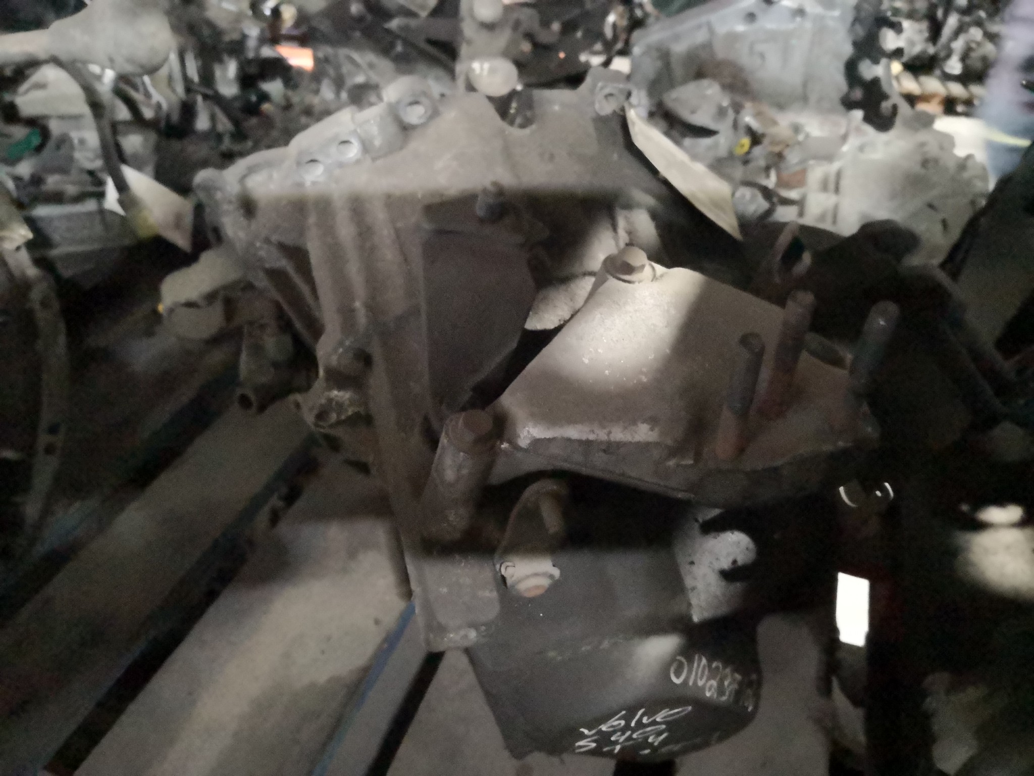 Caixa de Velocidades VOLVO - ID S_28010