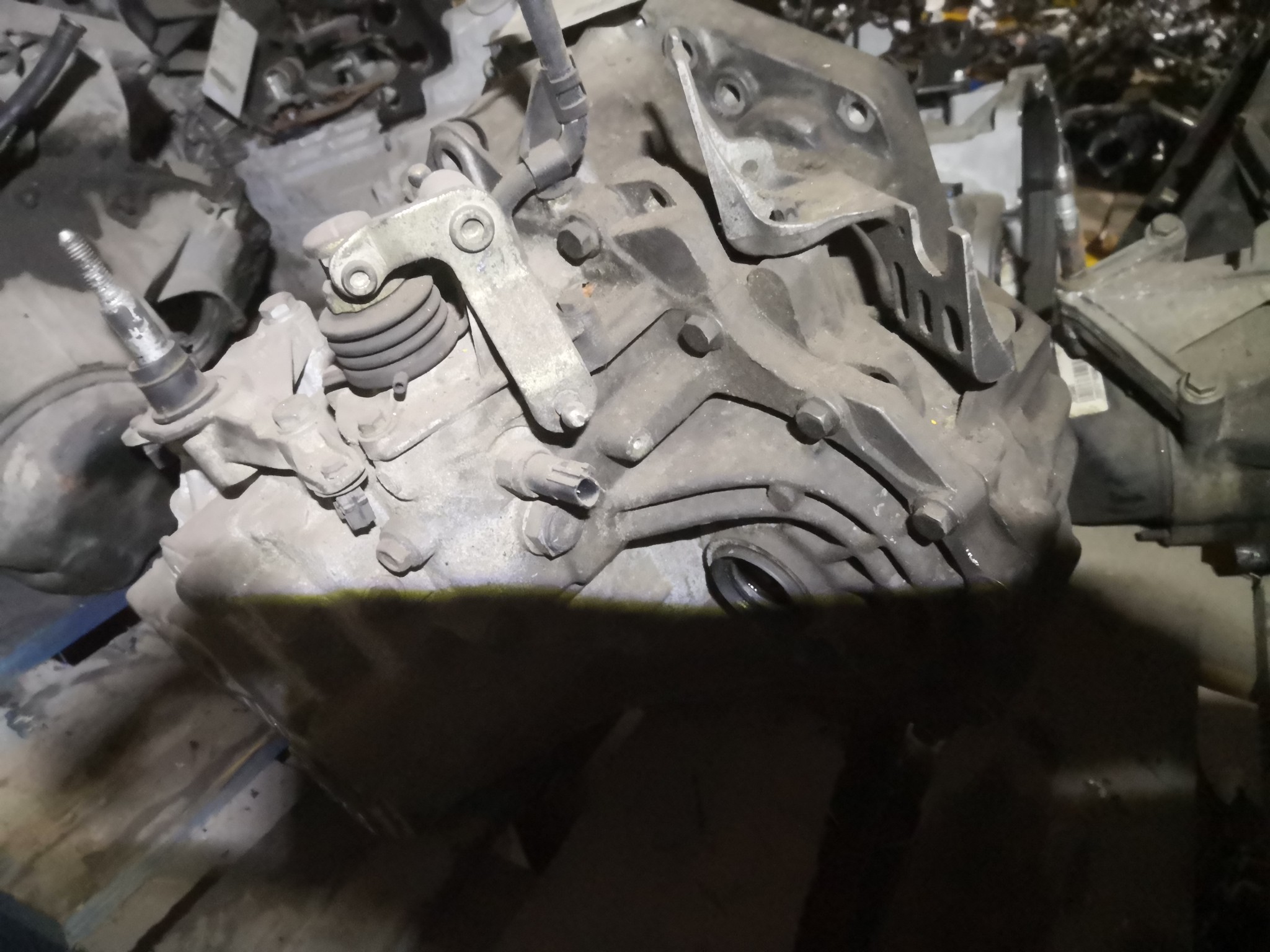 Caixa de Velocidades RENAULT MEGANE II (BM0/1_, CM0/1_) | 01 - 12 Imagem-2